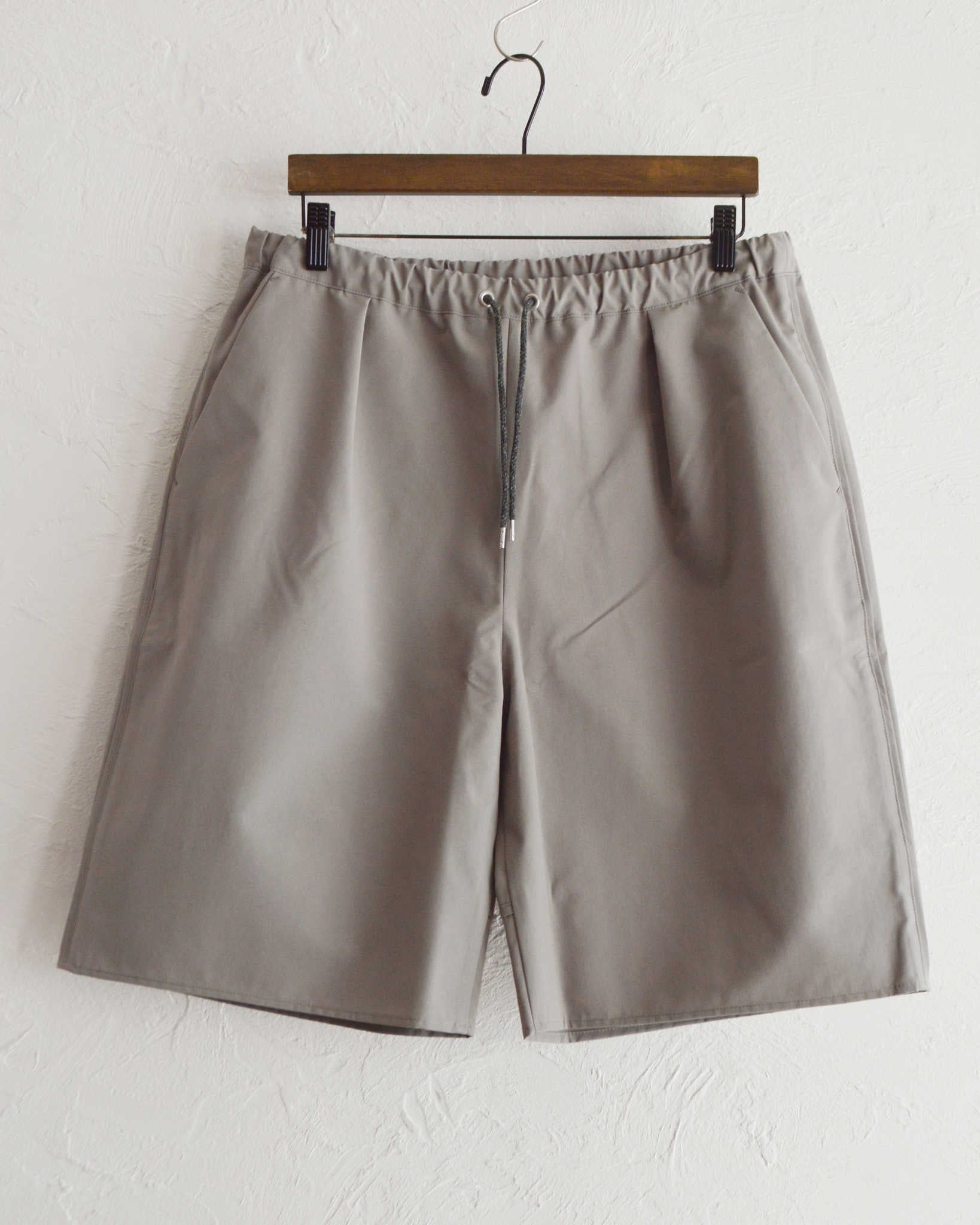 LAMOND ラモンド / WIDE TC WETHER SHORTS ワイドティーシーウェザーショーツ (GREIGE グレージュ)