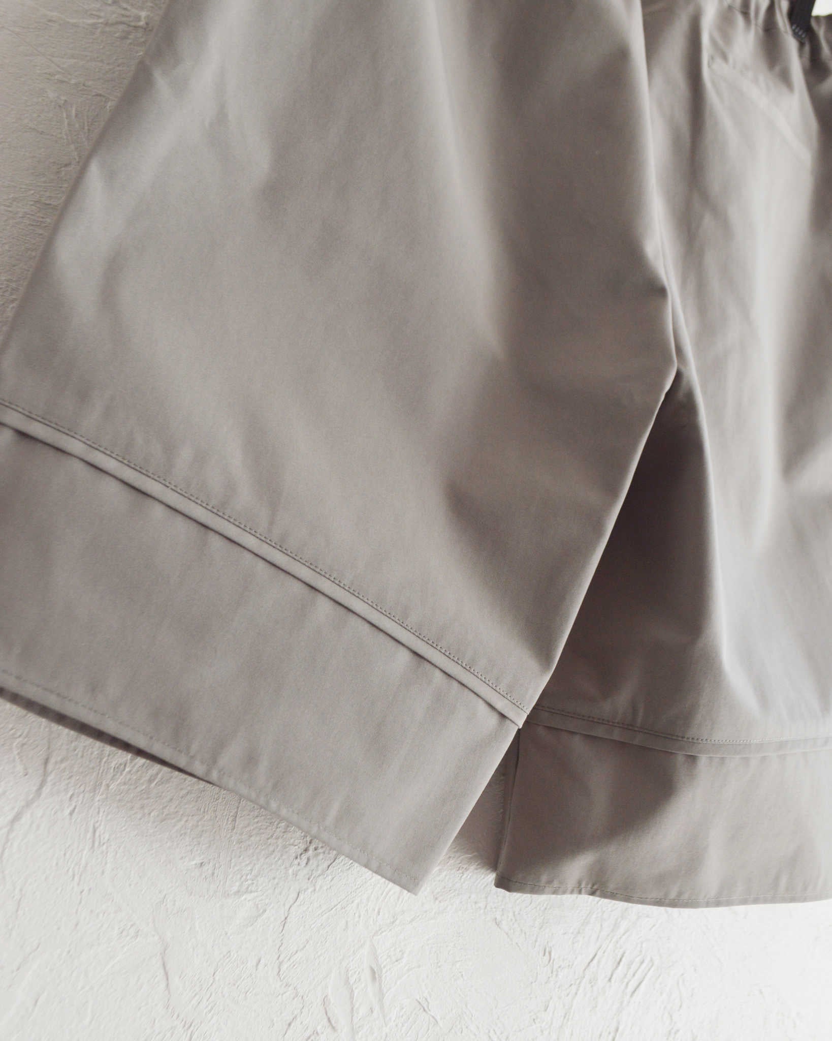 LAMOND ラモンド / WIDE TC WETHER SHORTS ワイドティーシーウェザーショーツ (GREIGE グレージュ)