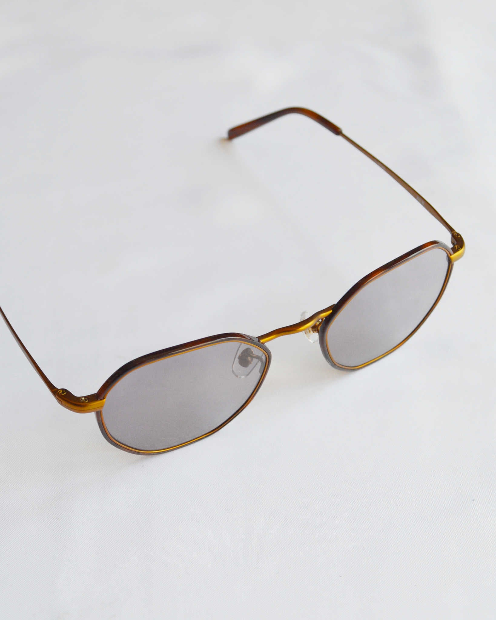 NEW. ニュー / GARVER/49 ガーヴァー (antique gold x brown アンティークゴールドブラウン )