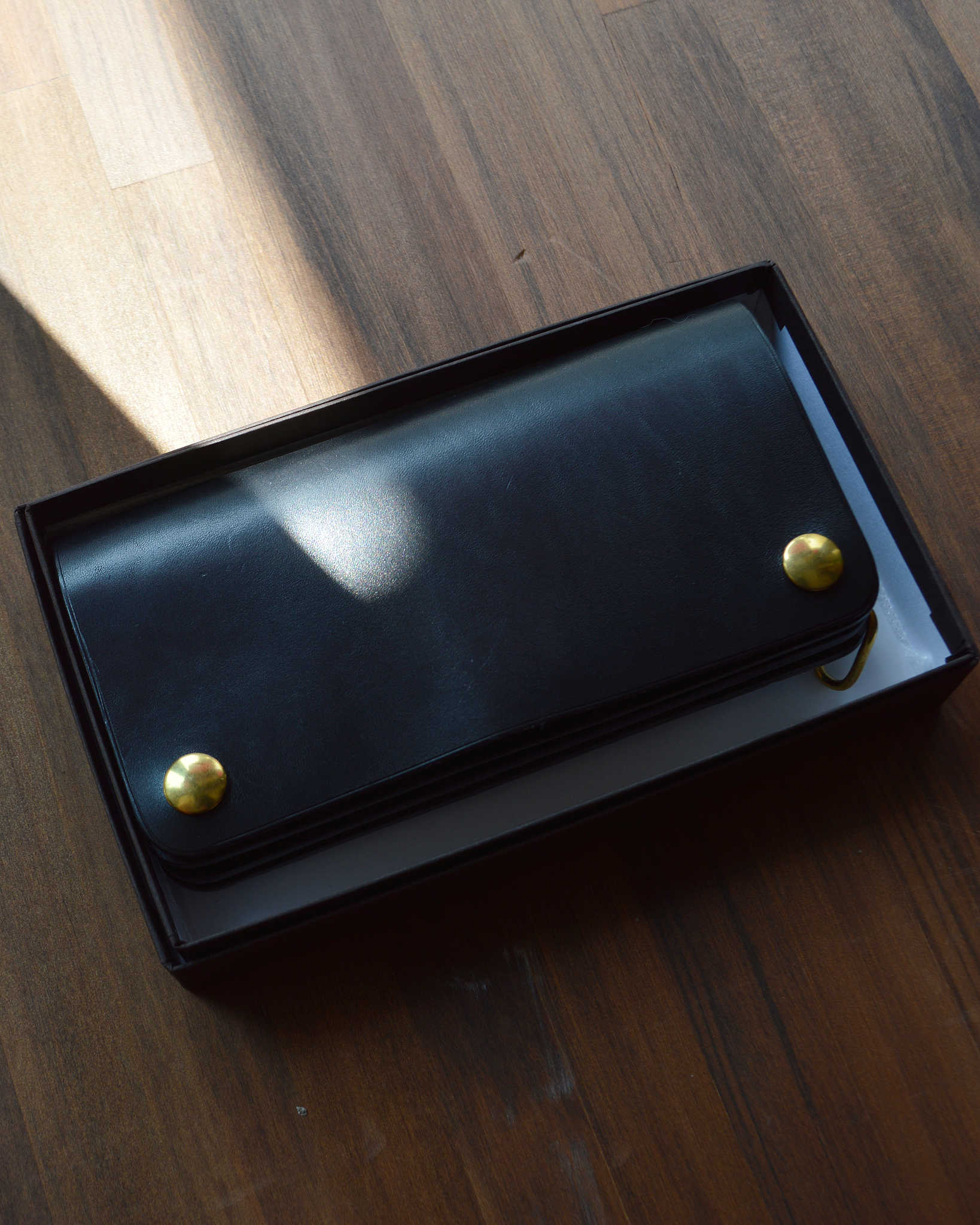 ITUAIS イトゥアイス / CAVARO TRUCKER WALLET カバーロトラッカーウォレット (MARYAM HORSE BUTT マリヤムホースバット BLACK ブラック)