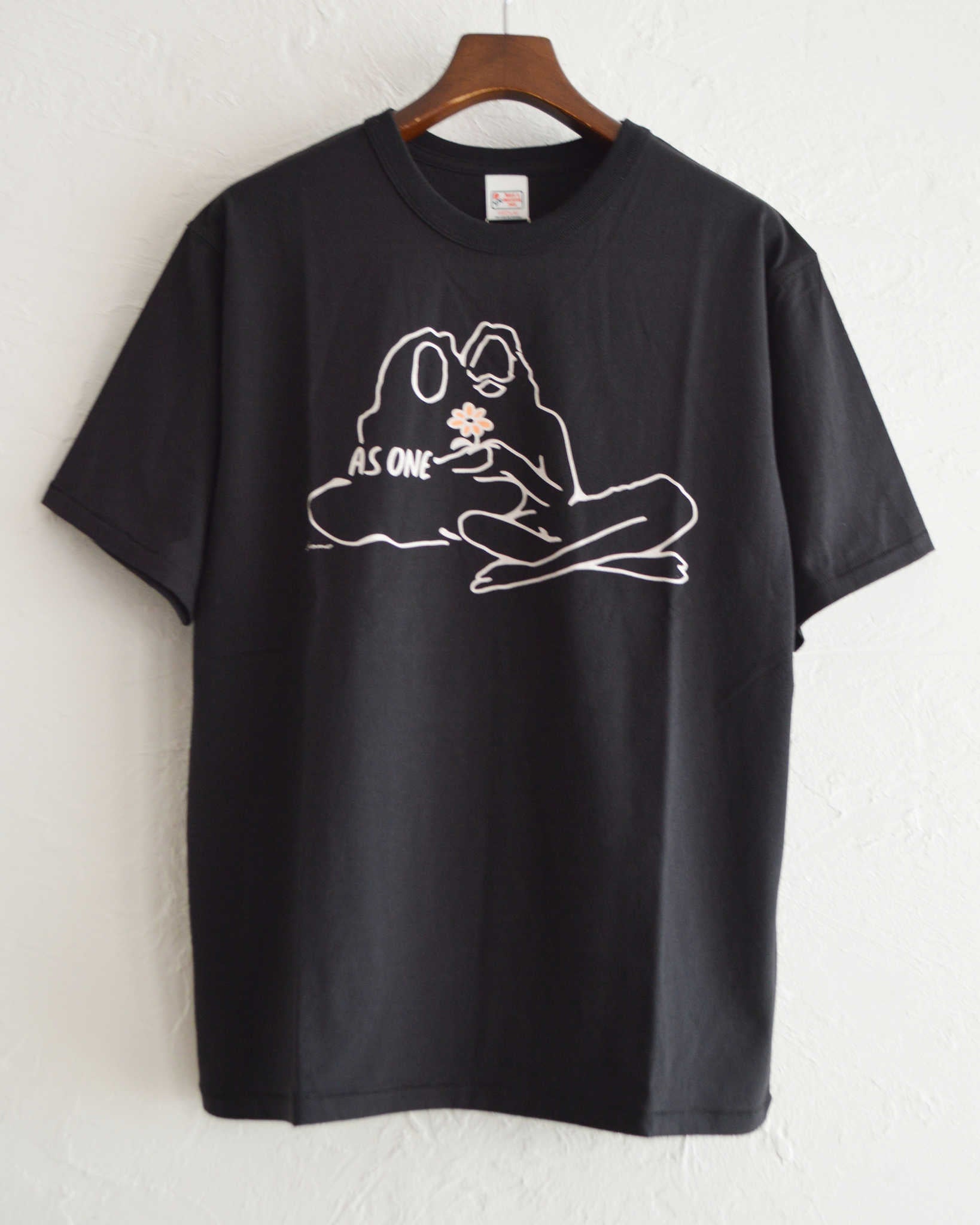 HAVE A GRATEFUL DAY ハブアグレイトフルデイ / T-SHIRT -AS ONE (BLACK ブラック)