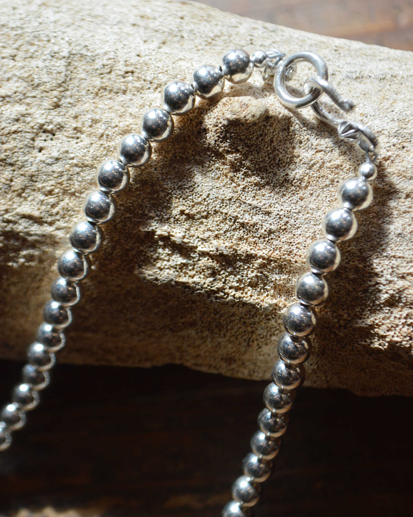 Indian jewelry インディアンジュエリー / Navajo Pearl Necklace ナバホパールネックレス TERESA BELONE (6mm 40cm)