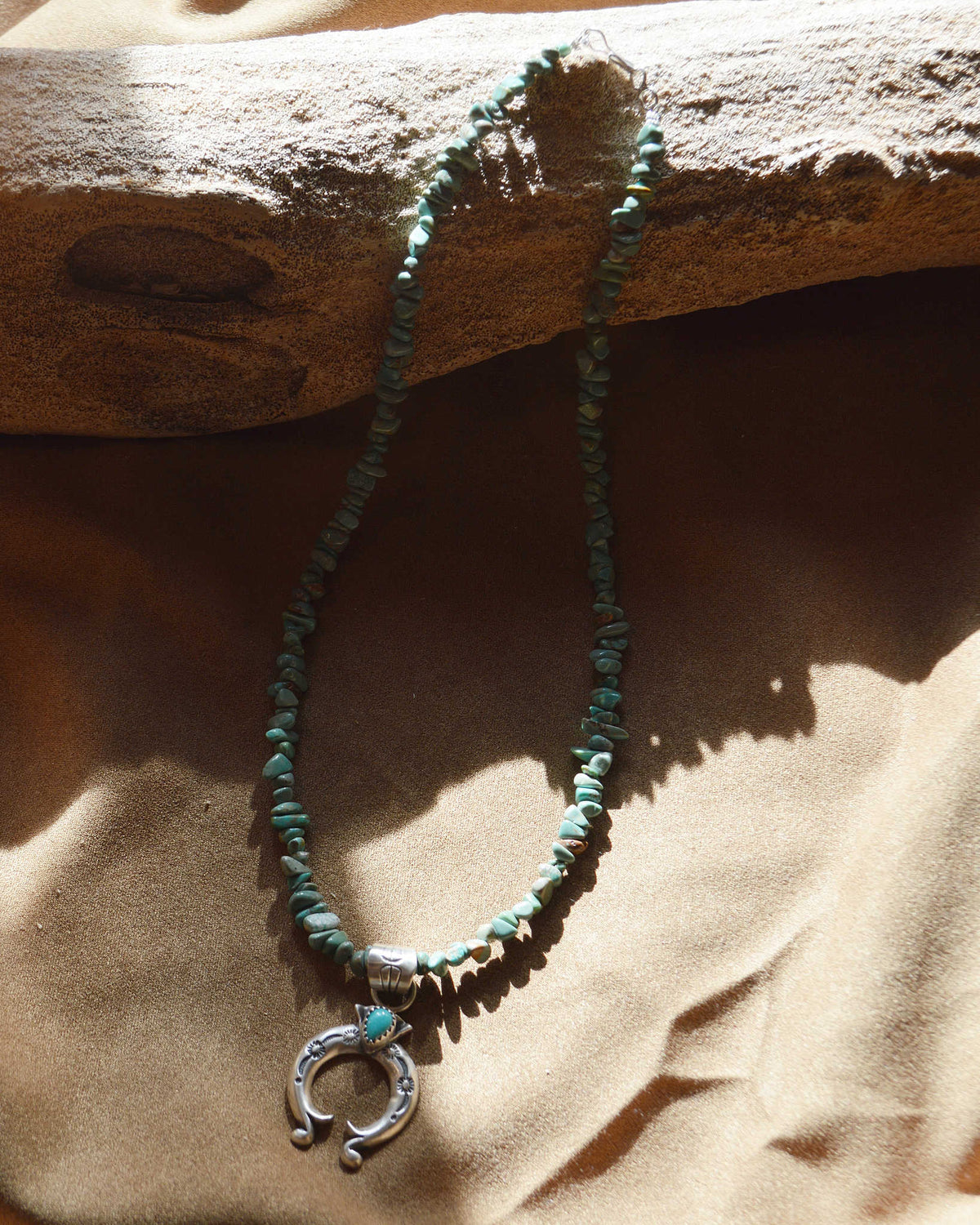 Indian jewelry インディアンジュエリー / Navajo Naja Necklace 