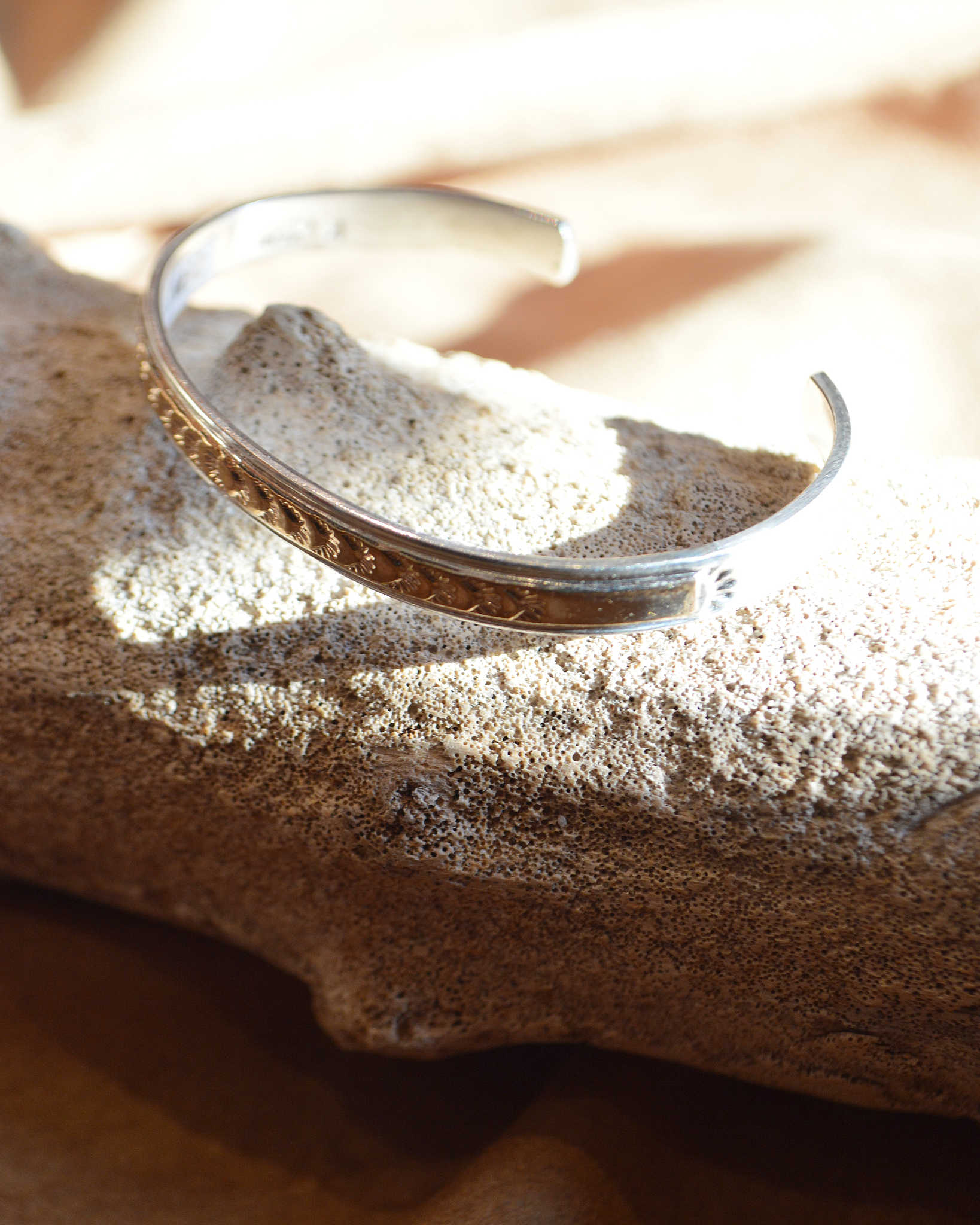 Indian jewelry インディアンジュエリー / Navajo Bangle ナバホバングル (KING PINO キングピノ)