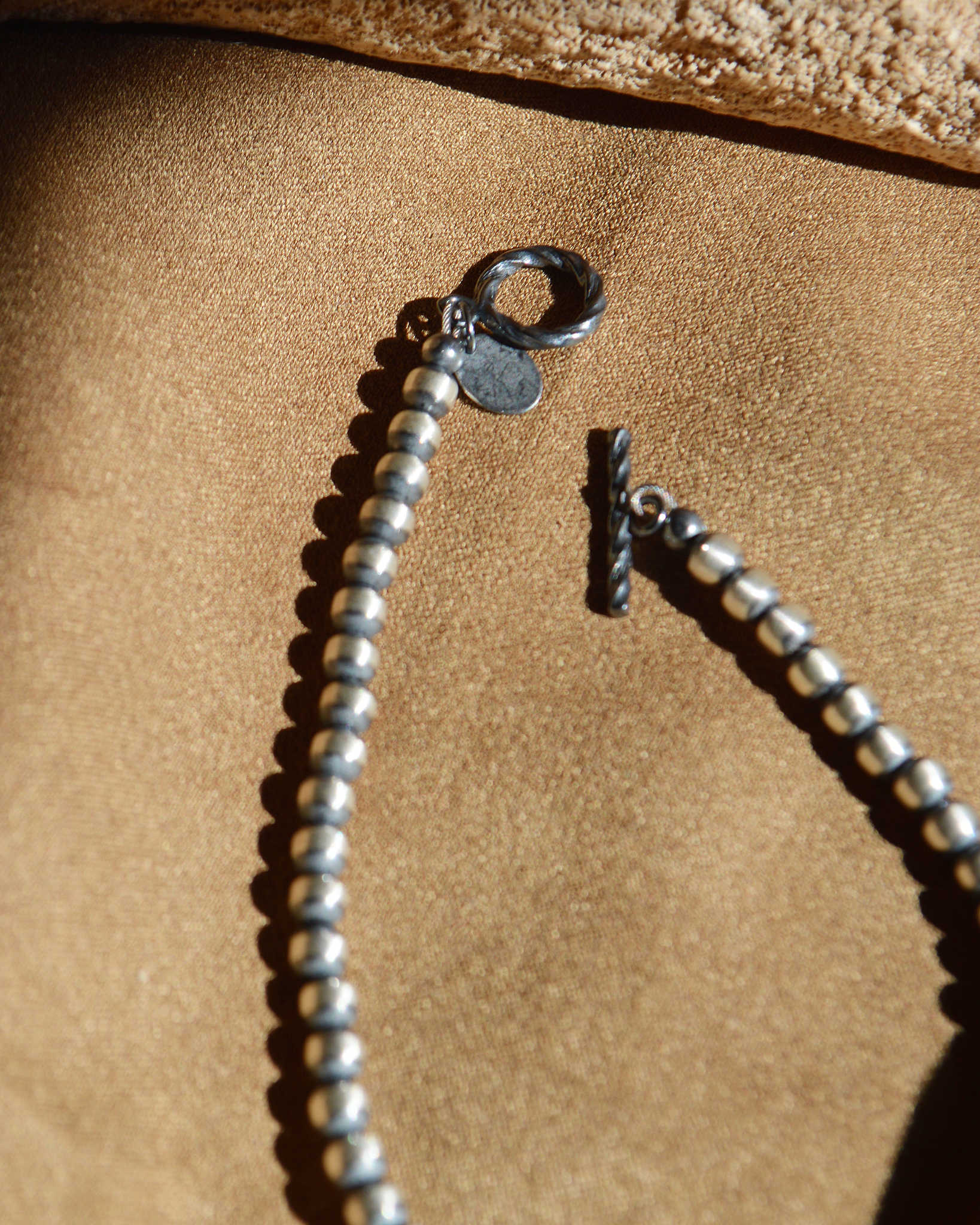 Indian jewelry インディアンジュエリー / Navajo Pearl Bracelet ナバホパールブレスレット 4mm (TERESA BELONE テレサベローネ)