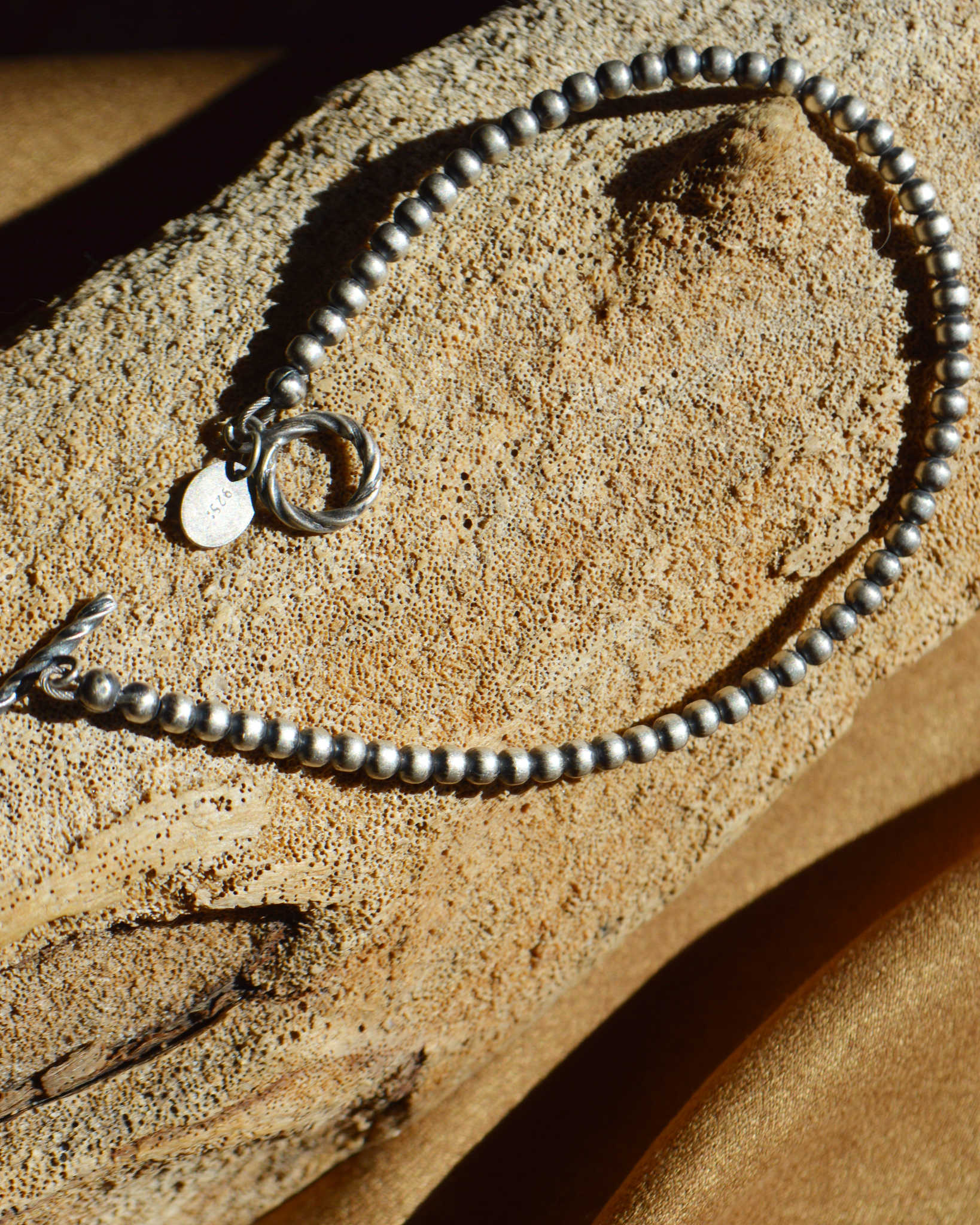 Indian jewelry インディアンジュエリー / Navajo Pearl Bracelet ナバホパールブレスレット 3mm (TERESA BELONE テレサベローネ)