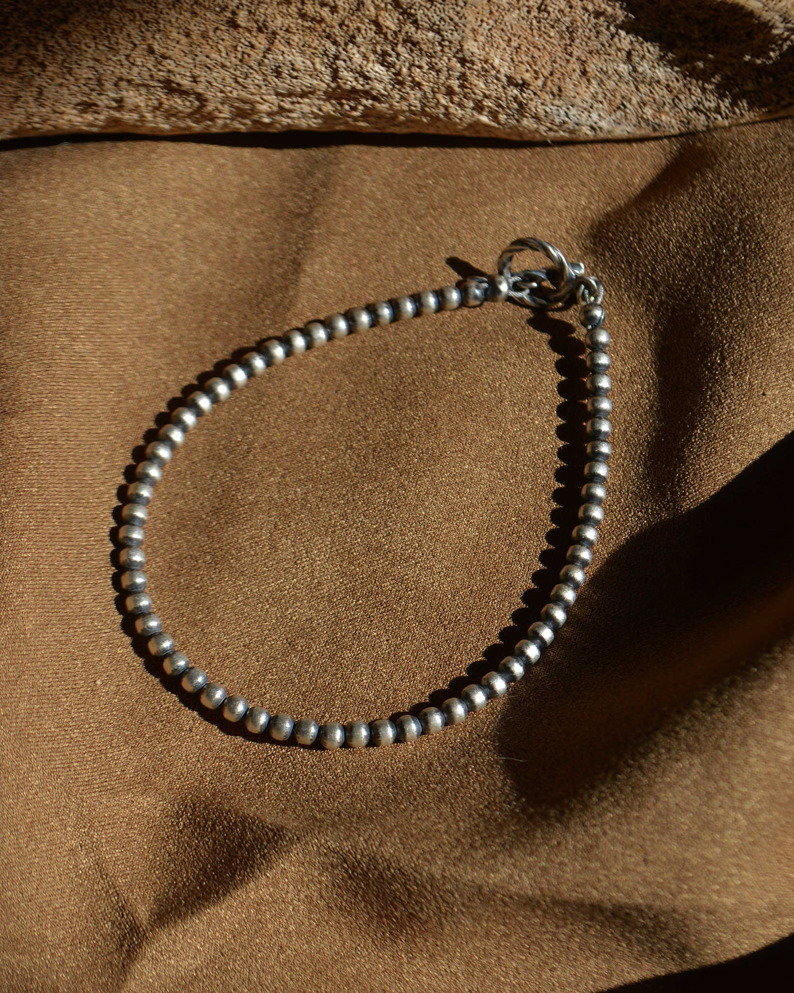 Indian jewelry インディアンジュエリー / Navajo Pearl Bracelet ナバホパールブレスレット 3mm (TERESA BELONE テレサベローネ)