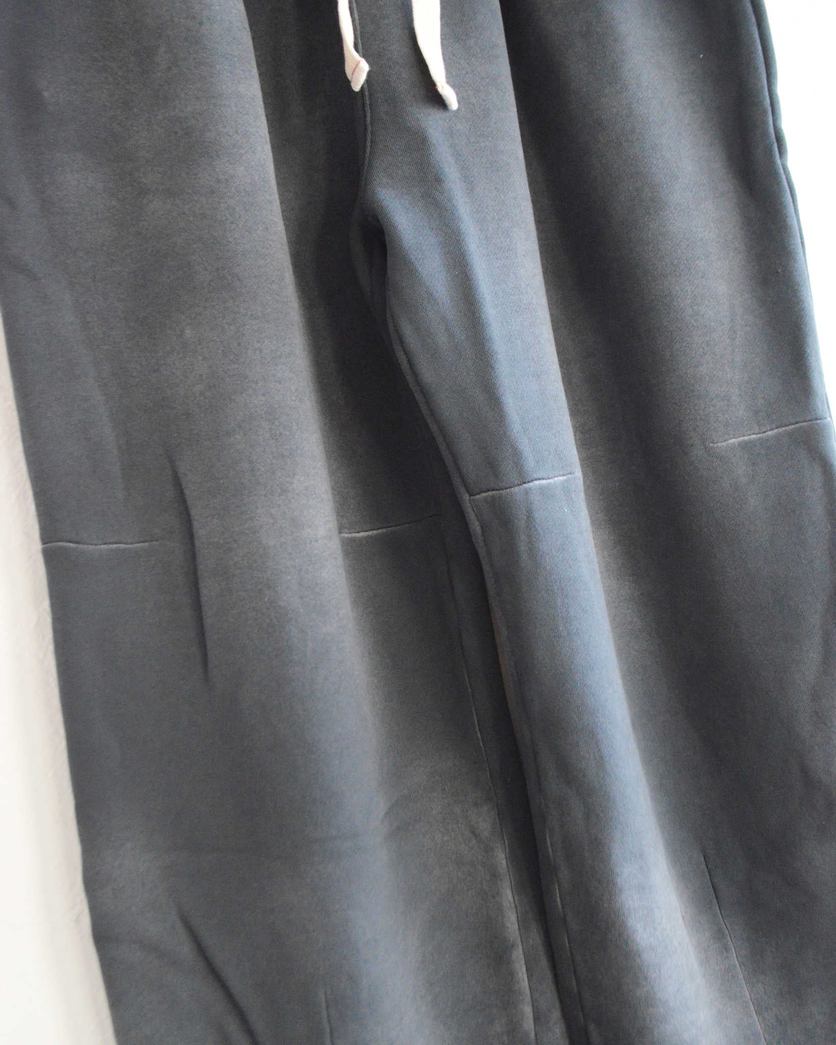 MOOJIMOOJI ムージームージ / MOOJI SWEAT PANTS ムージースウェットパンツ (AGED BLACK エイジドブラック)