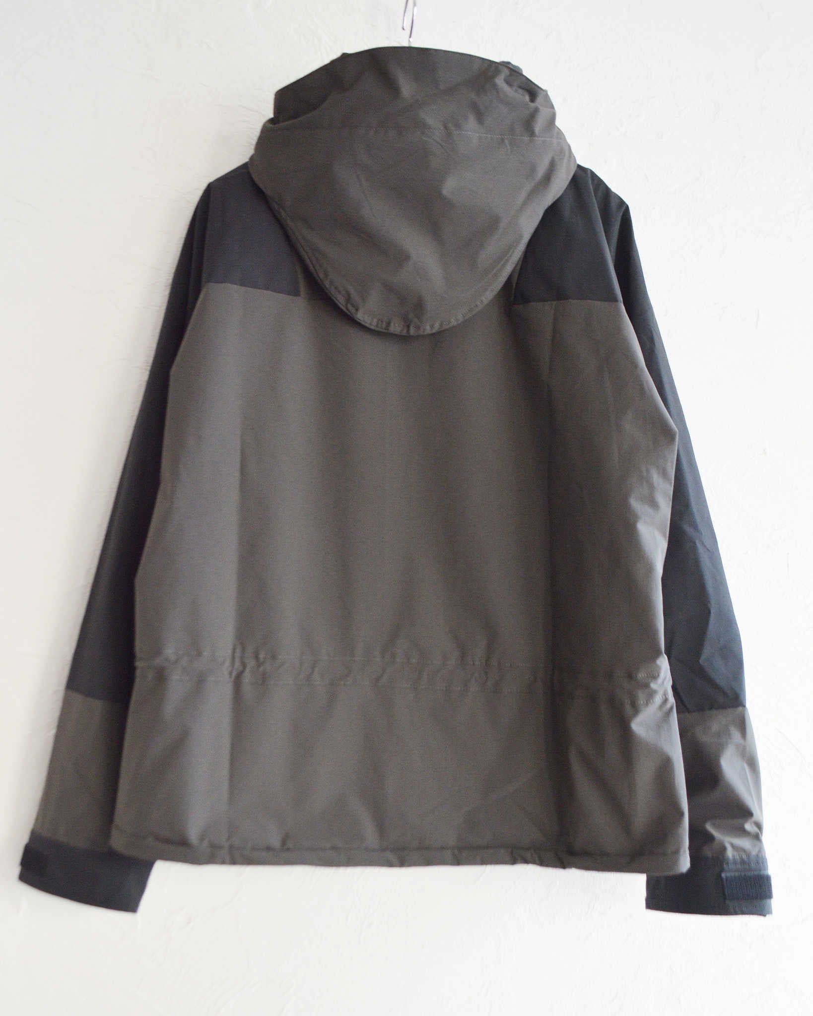 BASISBROEK バージスブルック / MONTN (CHARCOAL×BLACK チャコールブラック)