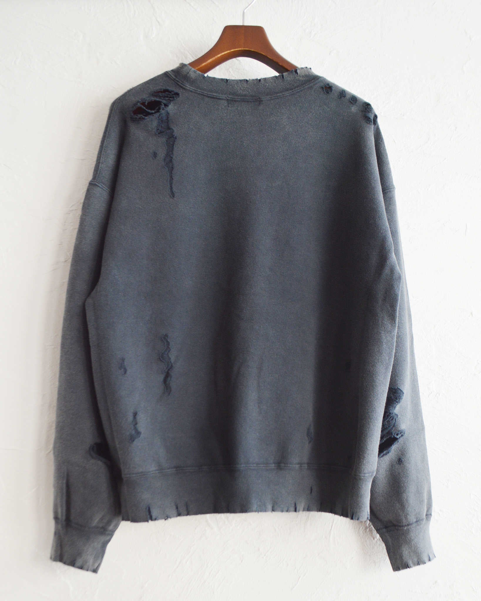 minami Anderson ミナミアンダーソン / Distressed Sweat Crewディストレストスウェットクルー (BLACK ブラック)