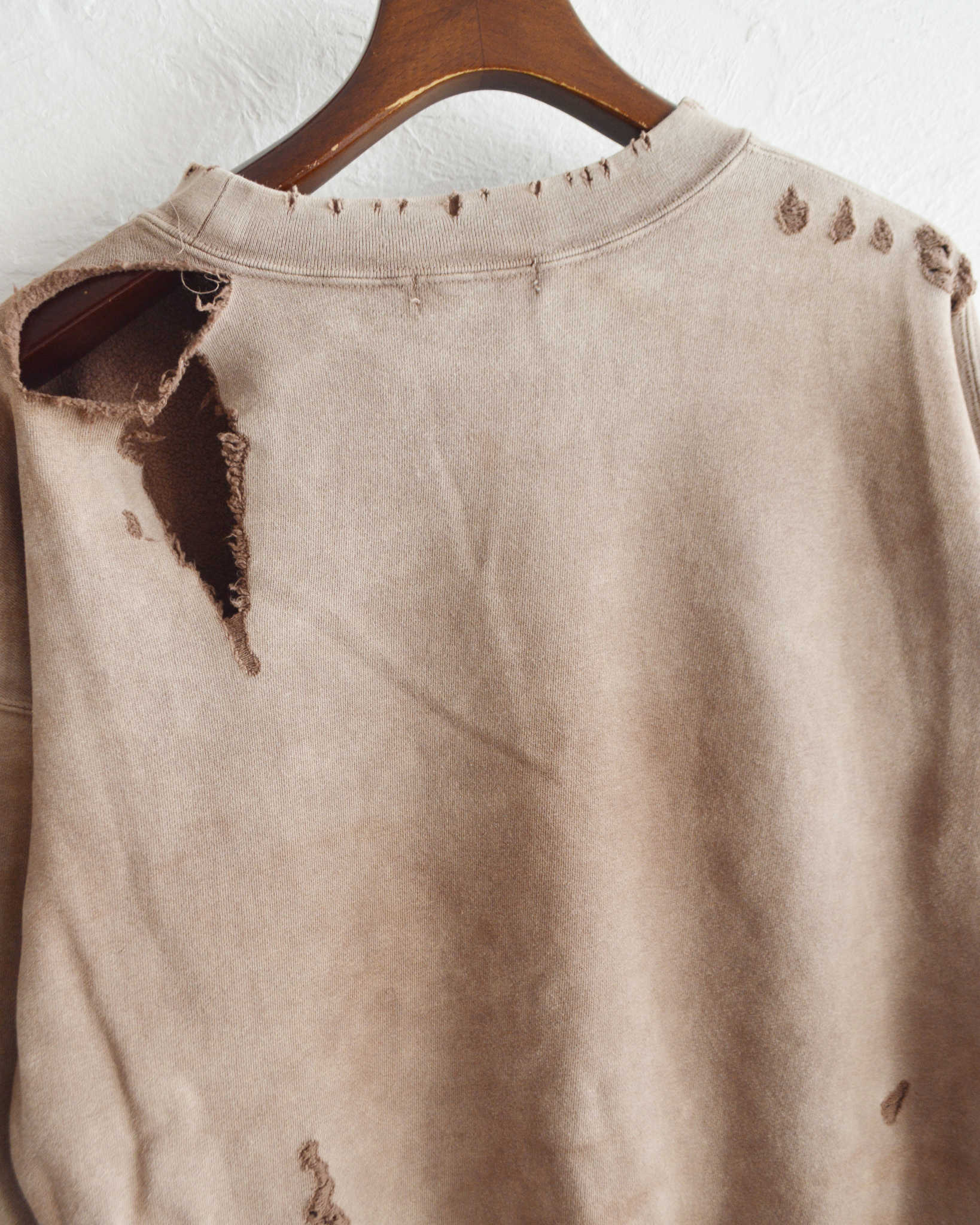 minami Anderson ミナミアンダーソン / Distressed Sweat Crewディストレストスウェットクルー (BROWN ブラウン)