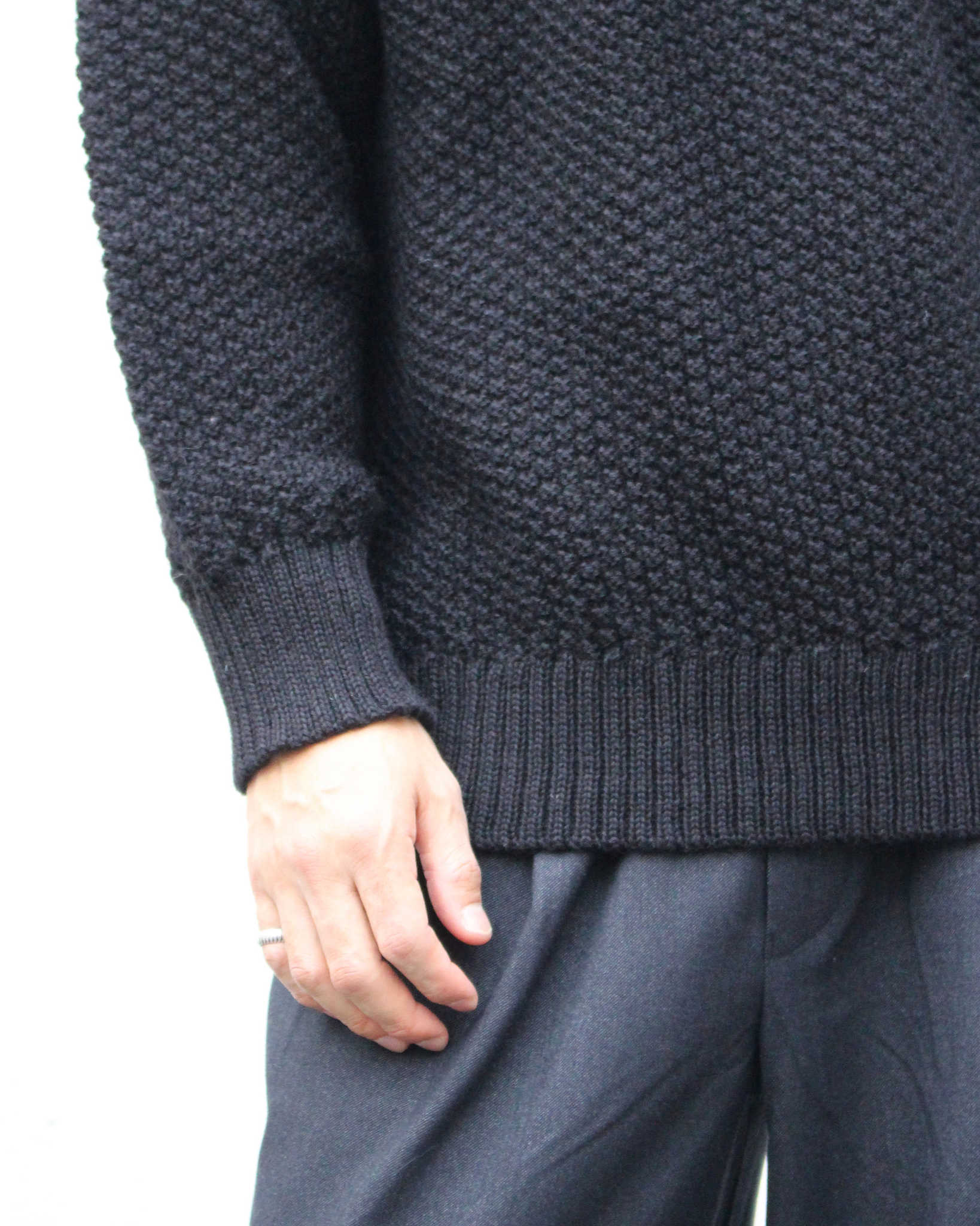 Kerry Woollen Mills ケリーウーレンミルズ / MOSS STITCH CREW NECK SWEATER RELAX モスステッチクルーネックセーター (JET BLACK ジェットブラック)