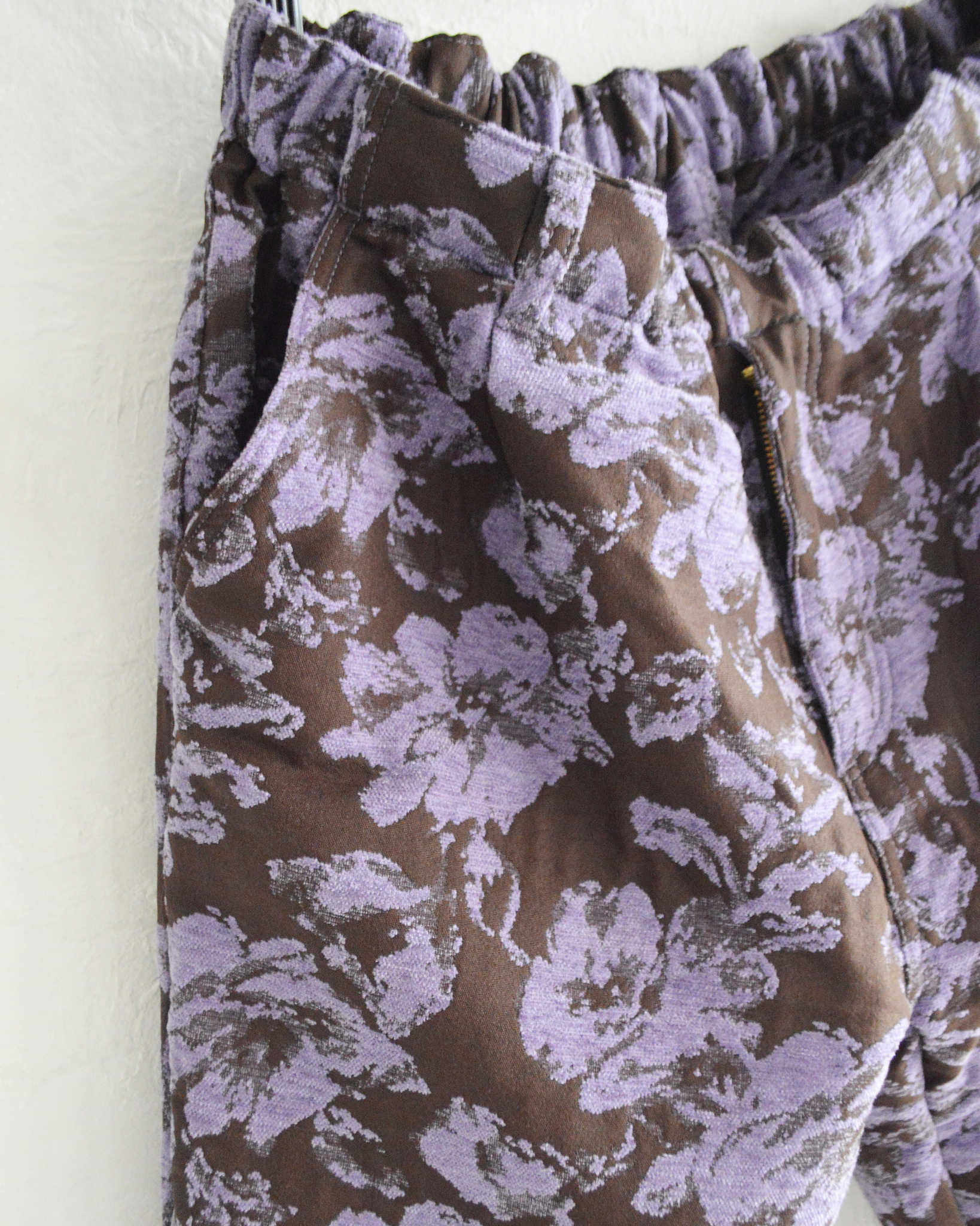 Nasngwam. ナスングワム / CHELSEA EASY PANTS チェルシーイージーパンツ (BROWN ブラウン)