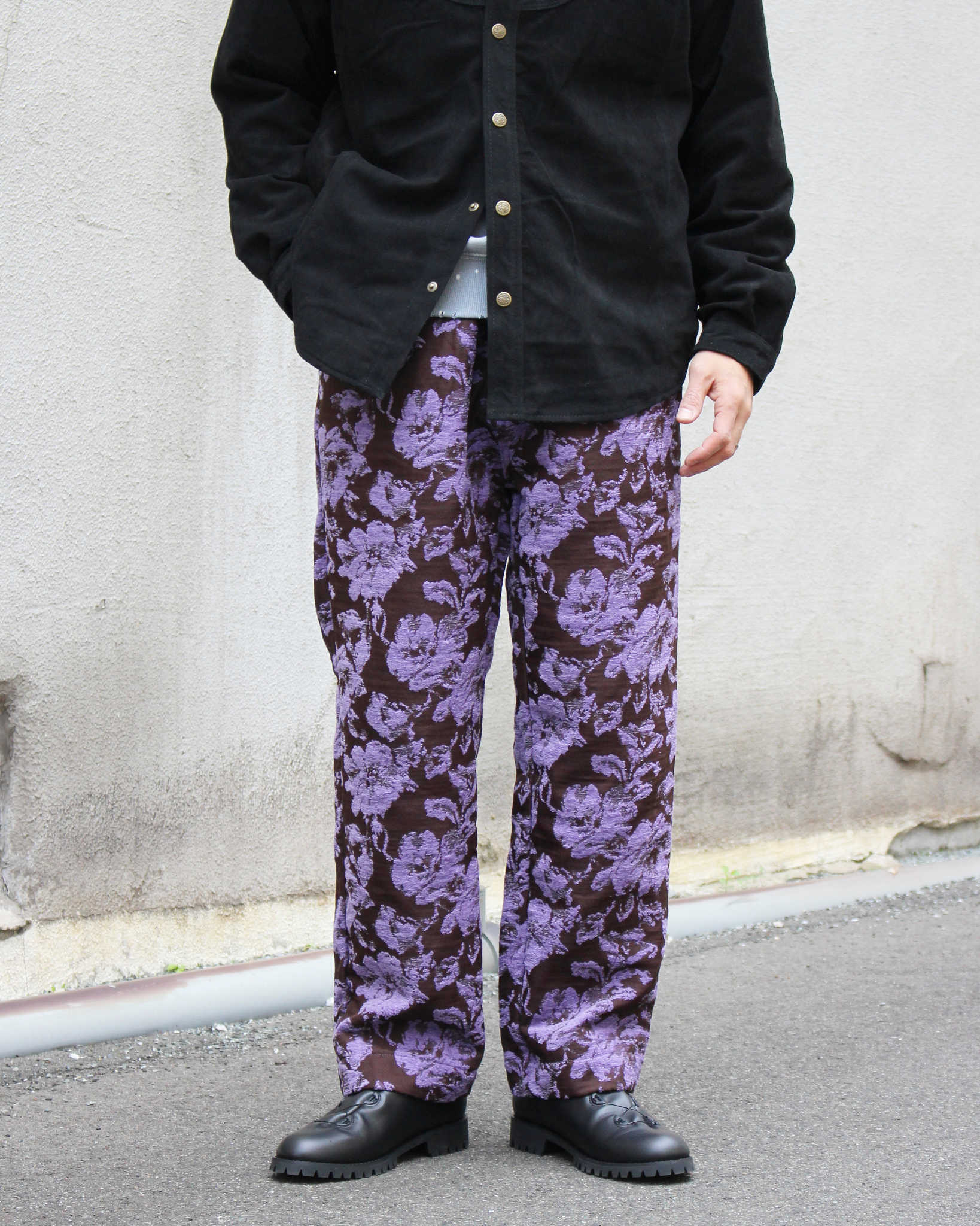 Nasngwam. ナスングワム / CHELSEA EASY PANTS チェルシーイージーパンツ (BROWN ブラウン)