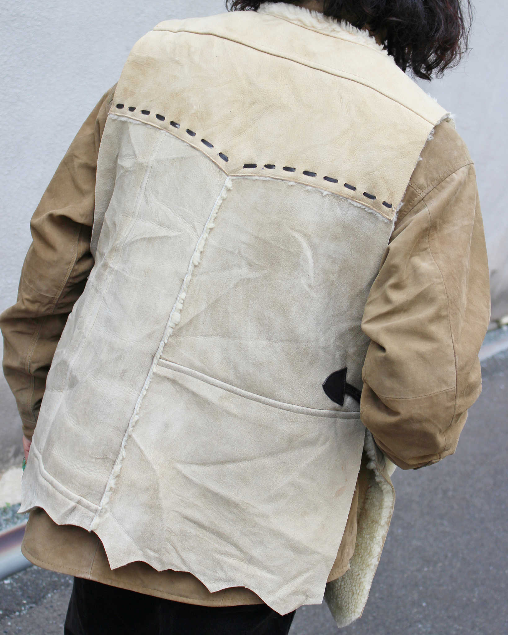 Nasngwam. ナスングワム / IGLLO MOUTON VEST イグルームートンベスト Msize (CAMEL キャメル)