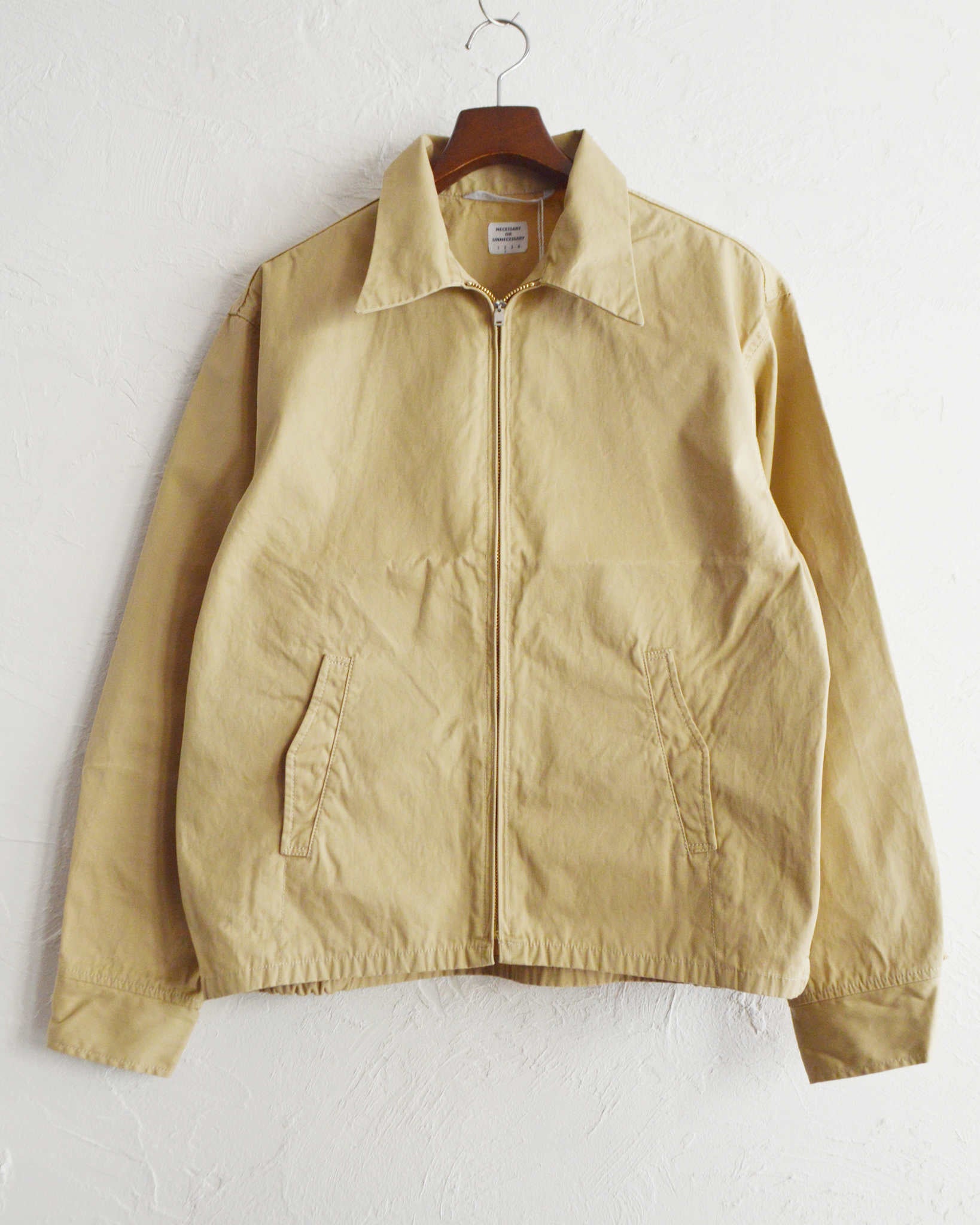 necessary or unnecessary ネセサリーオアアンネセサリー N.O.UN ナウン / TOWN タウン (BEIGE ベージュ)