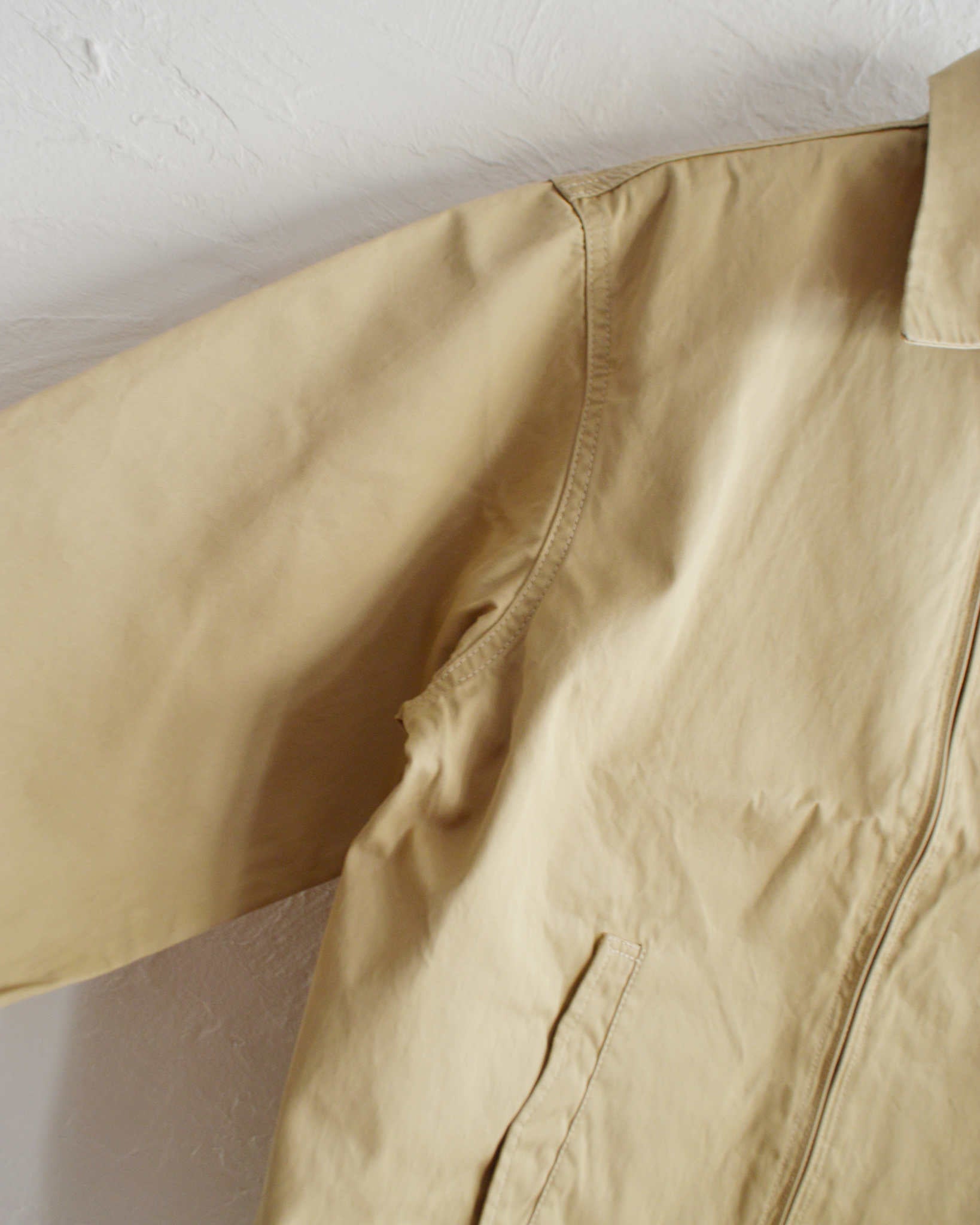 necessary or unnecessary ネセサリーオアアンネセサリー N.O.UN ナウン / TOWN タウン (BEIGE ベージュ)