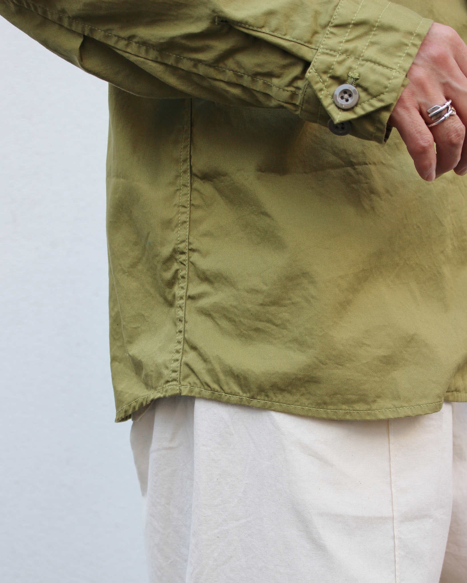 NECESSARY or UNNECESSARY ネセサリーオアアンネセサリー N.O.UN ナウン / SJ エスジェイ (ARMY アーミー)