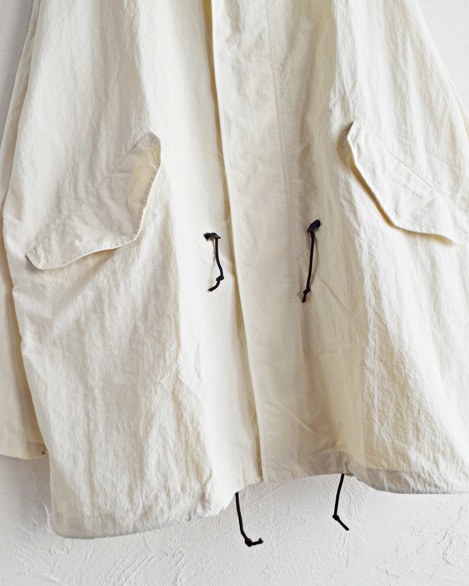 AXESQUIN アクシーズクイーン / ECO NYLON SHORT COAT エコナイロンショートコート (OFF WHITE オフホワイト)