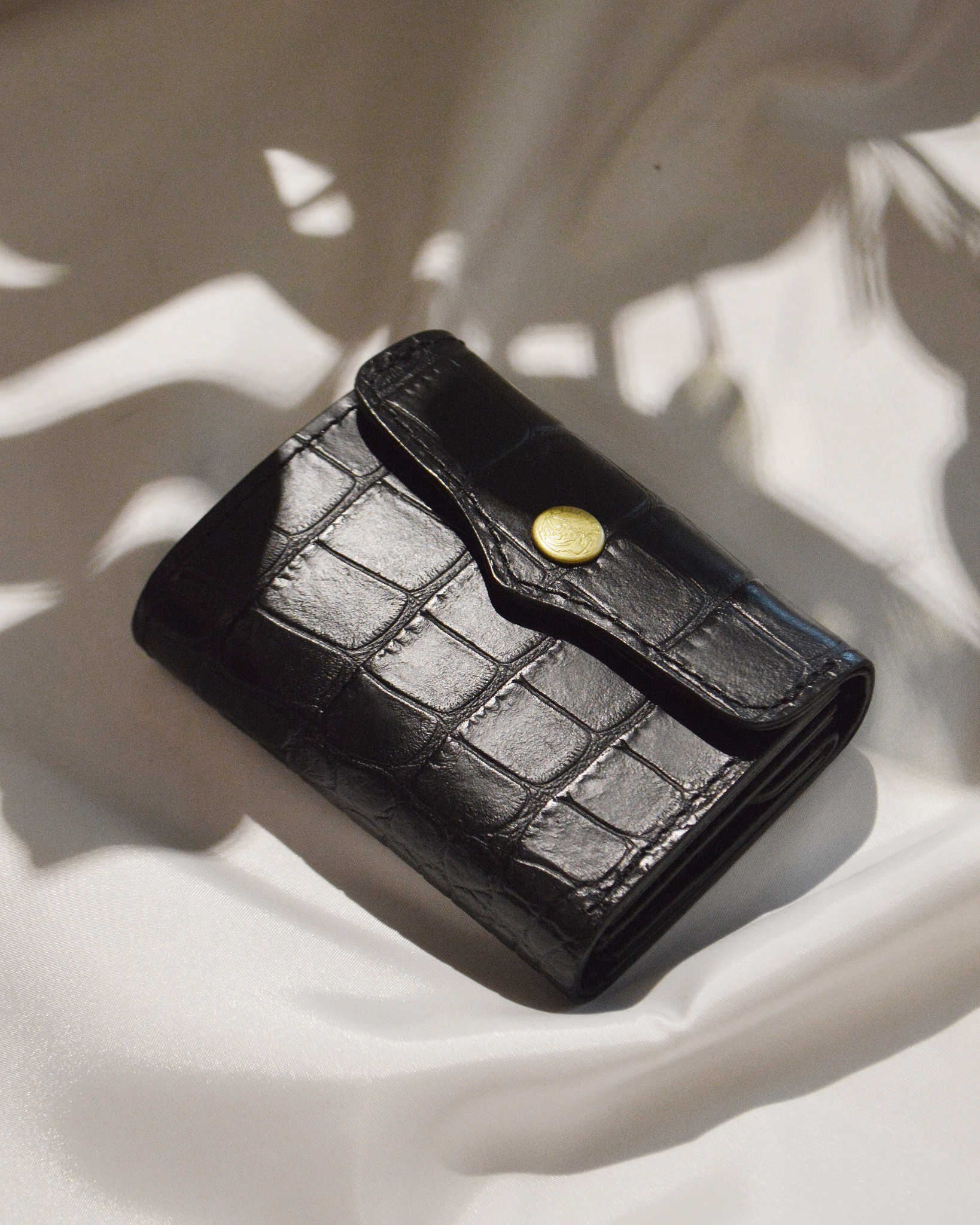 saranam サラナン / 三つ折りサイフ (BLACK ブラック)