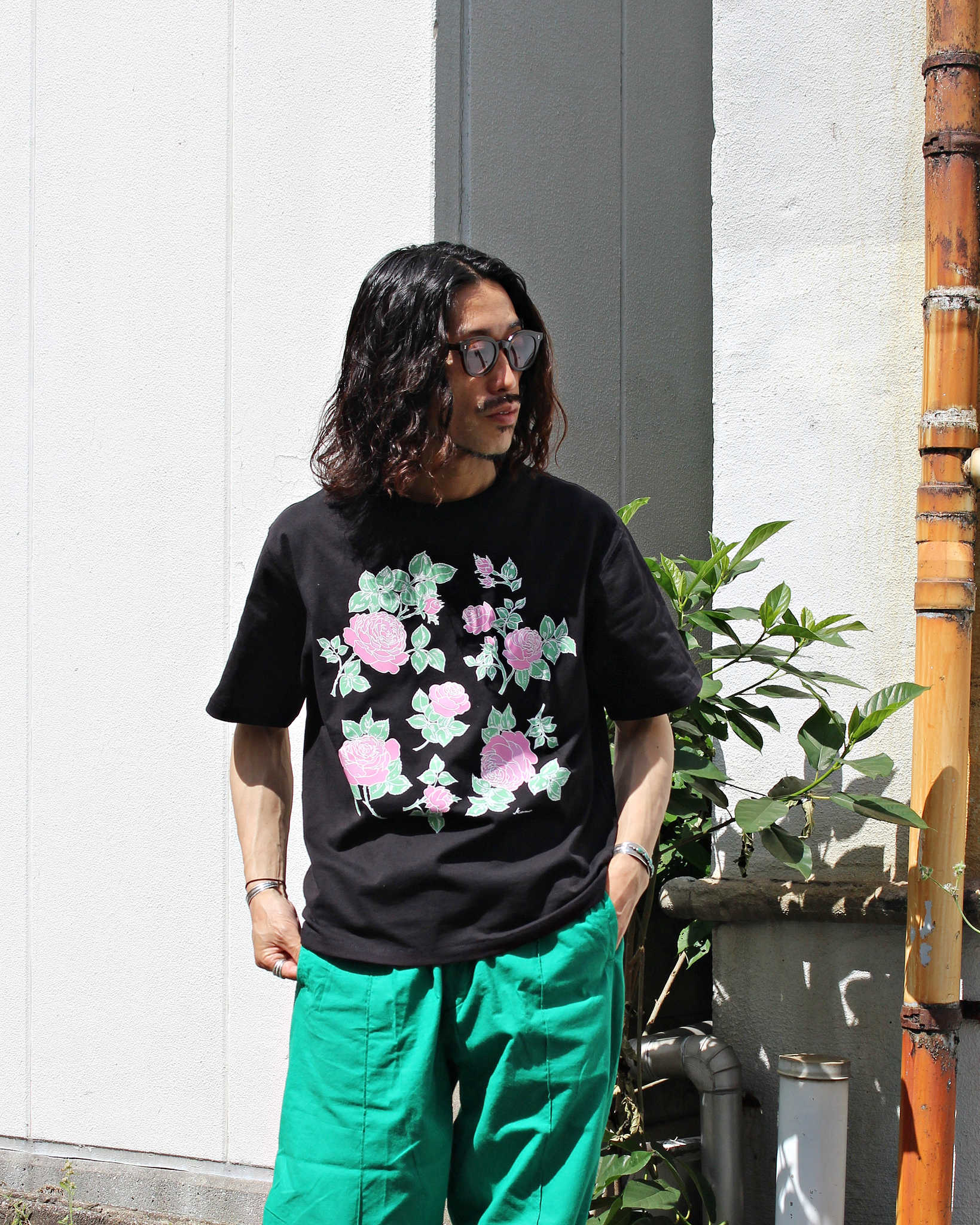 HAVE A GRATEFUL DAY ハブアグレイトフルデイ / T-SHIRT -SO MANY ROSES ティーシャツソーメニーローズ (BLACK/PURPLE ブラックパープル)