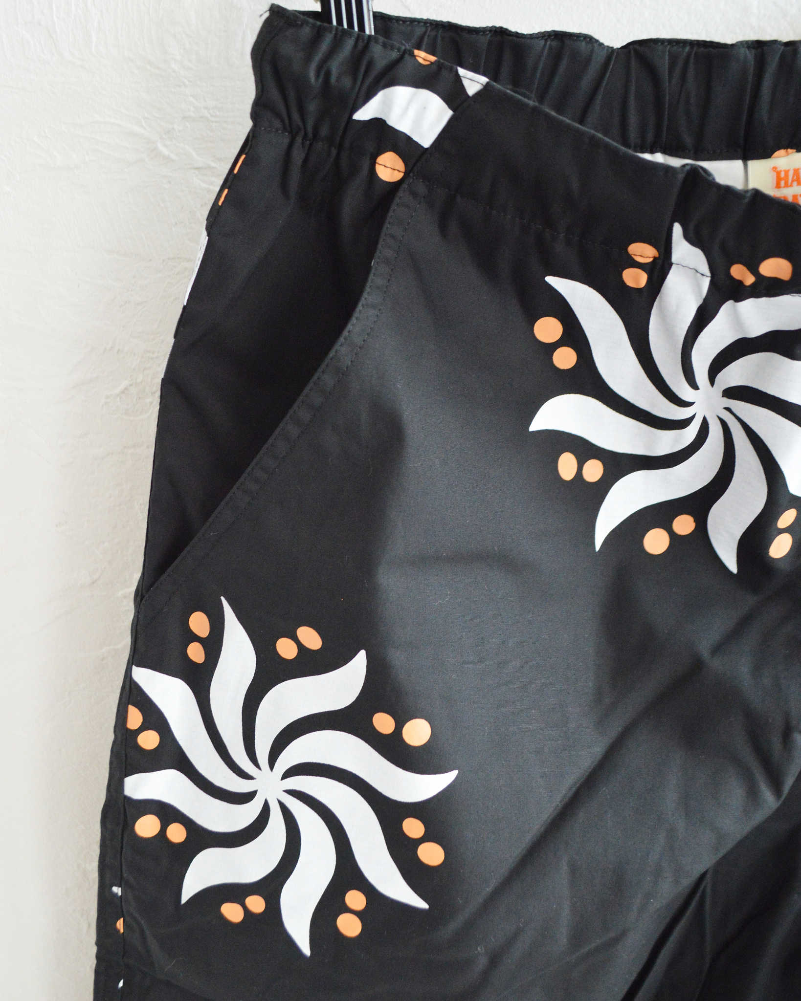 HAVE A GRATEFUL DAY ハブアグレイトフルデイ / BOARD SHORTS ボードショーツ (BLACK ブラック)