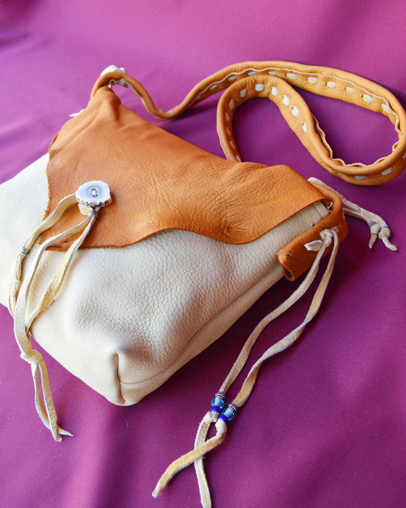 Nasngwam.×EARLYMORNINGS ナスングワム アーリーモーニング / DEERSKIN MESSENGER BAG ディアスキンメッセンジャーバッグ (CAMEL キャメル)
