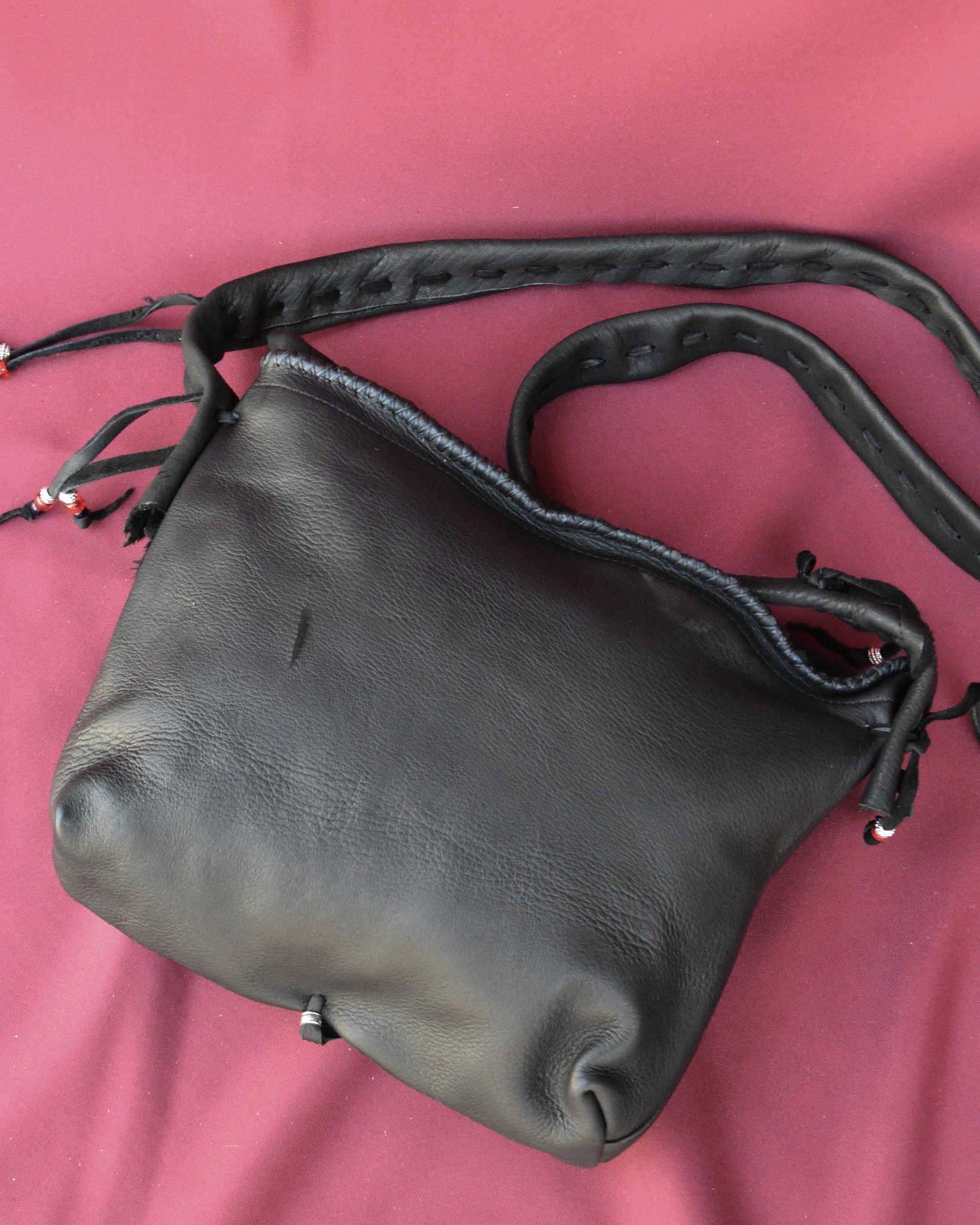 Nasngwam.×EARLYMORNINGS ナスングワム アーリーモーニング / DEERSKIN MESSENGER BAG ディアスキンメッセンジャーバッグ (BLACK ブラック)