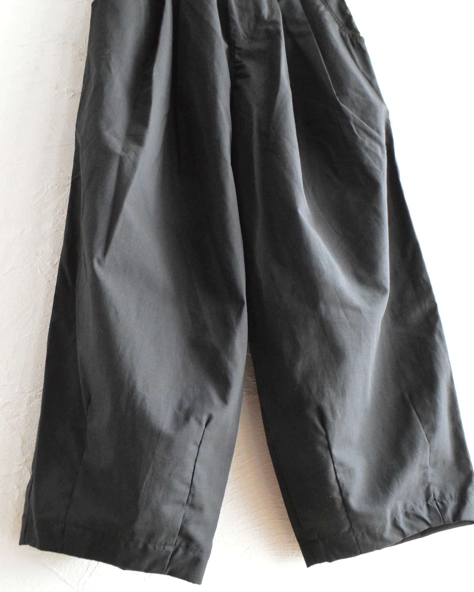 Nasngwam. ナスングワム / BARREL PANTS バレルパンツ (BLACK ブラック)