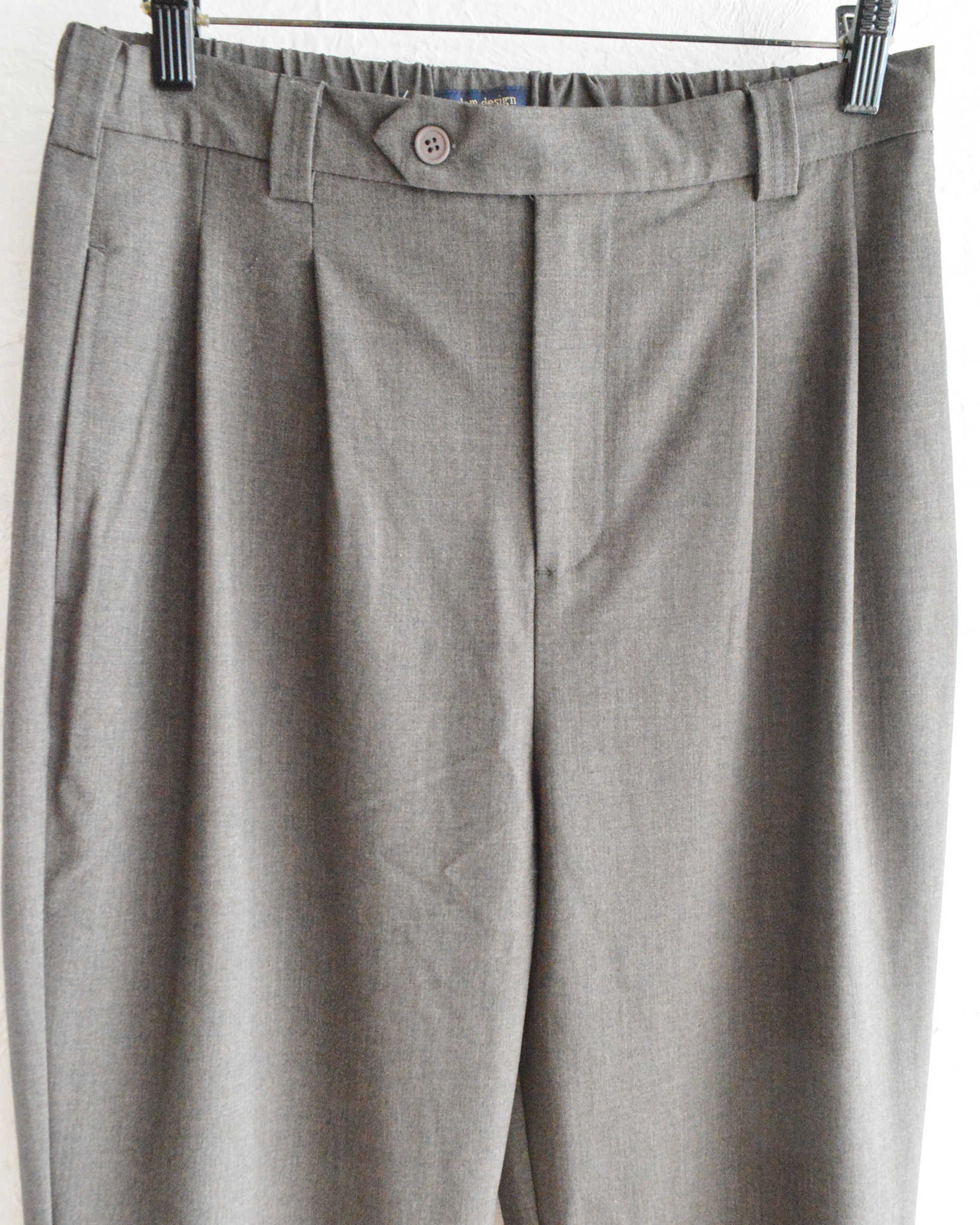 modemdesign モデムデザイン / TWO TUCK STANDARD PANTS ツータックスタンダードパンツ (BROWN ブラウン)