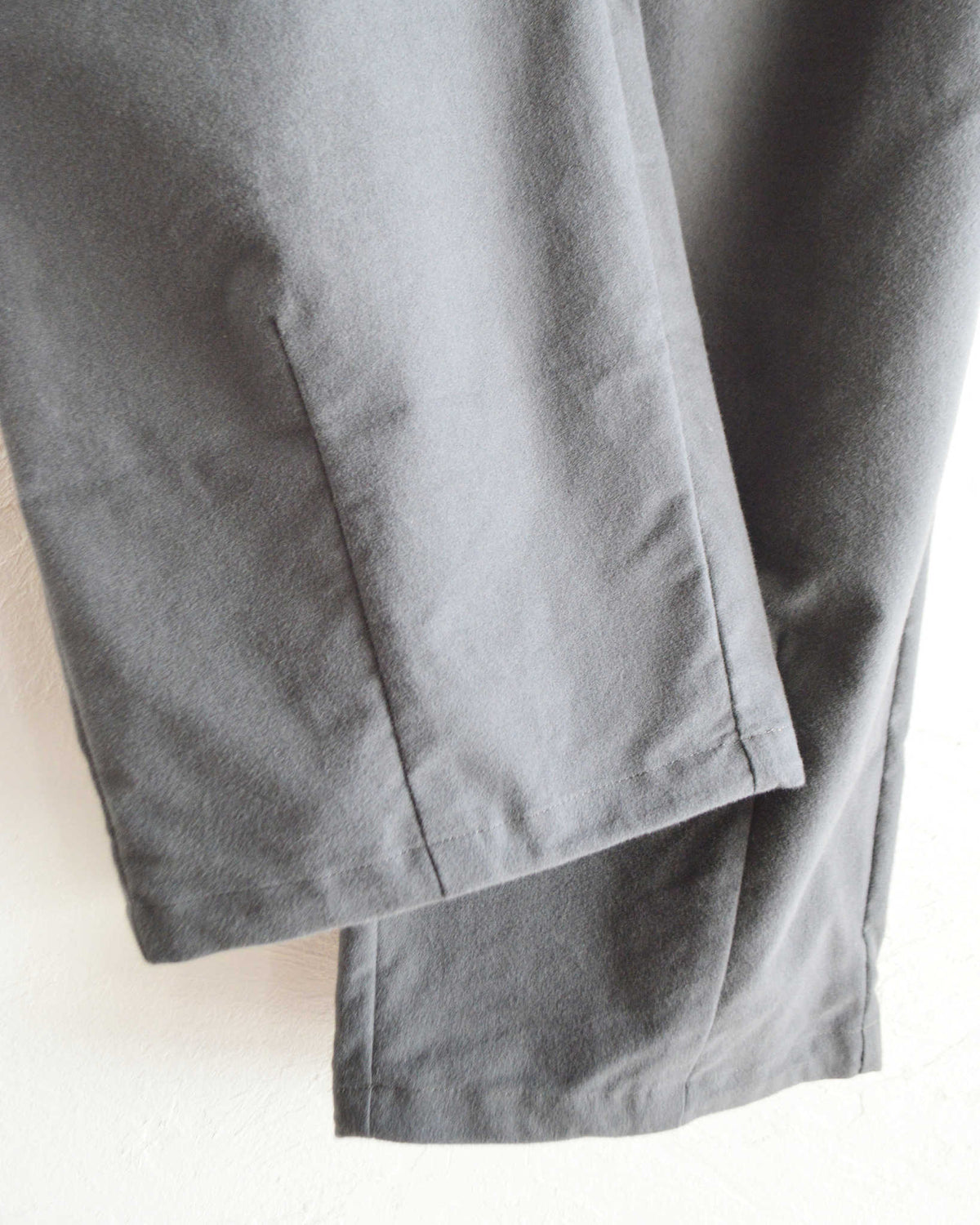 BASISBROEK バーシスブルック / WISKEN ウィスケン (CHARCOAL チャコール)