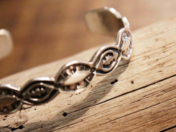 Navajo BANGLE(KEVIN RAMONE ケビン ラモーン) / indian jewelry