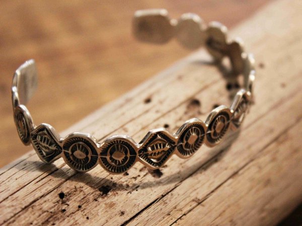 Navajo BANGLE(KEVIN RAMONE ケビン ラモーン) / indian jewelry