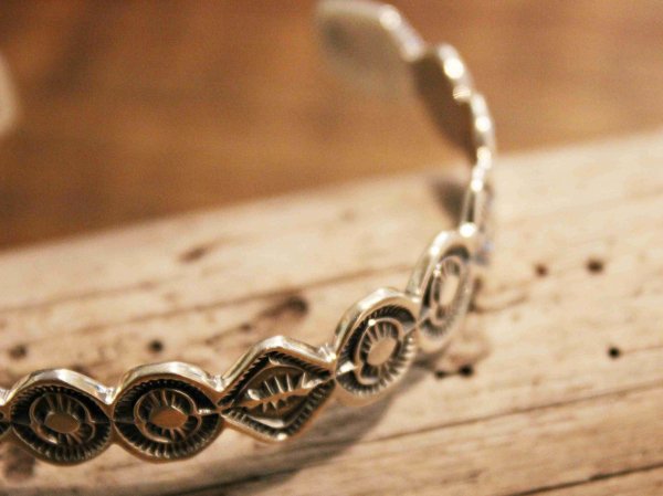 Navajo BANGLE(KEVIN RAMONE ケビン ラモーン) / indian jewelry