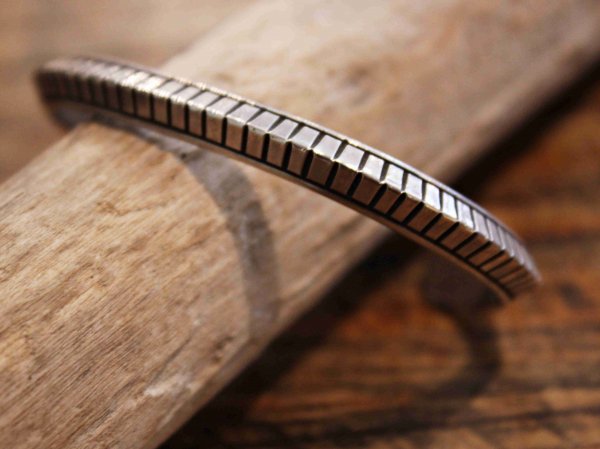 Navajo BANGLE(WYLIE SECATERO ワイル セカテロ) / indian jewelry