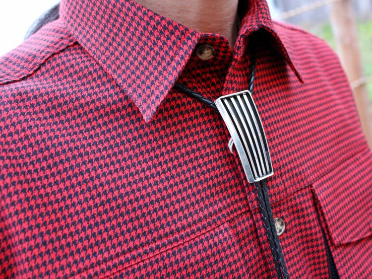 Navajo Loop tie(TOM HOWK トム ホーク) / Indian jewelry