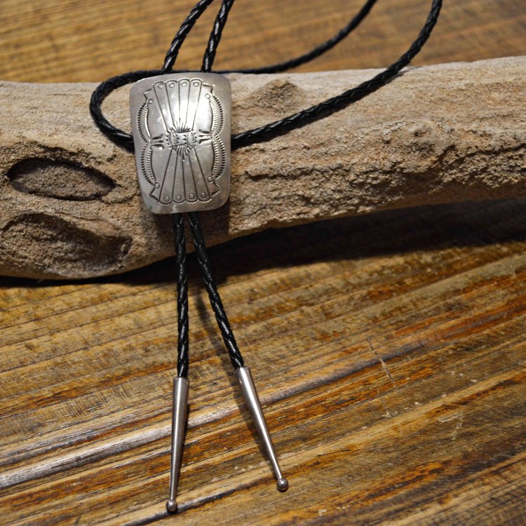 Indian jewelry インディアンジュエリー / NAVAJO LOOP TIE ナヴァホ ループタイ
