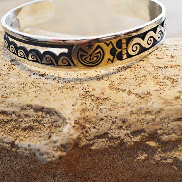 Indian jewelry インディアンジュエリー / HOPI BANGLE ホピバングル (LUCION KOINVA ルシオンコインヴァ)