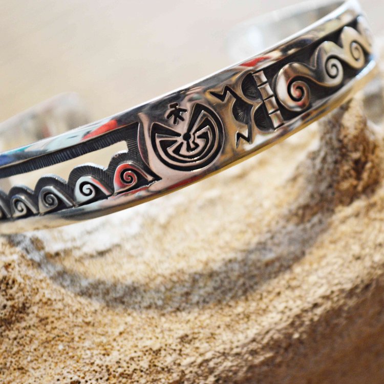 Indian jewelry インディアンジュエリー / HOPI BANGLE ホピバングル (LUCION KOINVA ルシオンコインヴァ)
