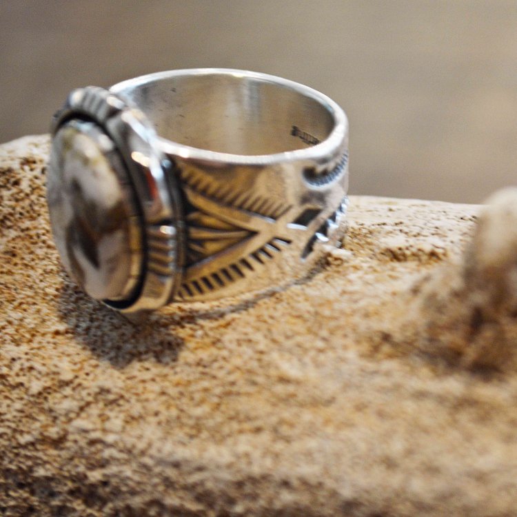 Indian jewelry インディアンジュエリー / Navajo RING ナヴァホリング( Cooper Willie クーパー ウィリー)