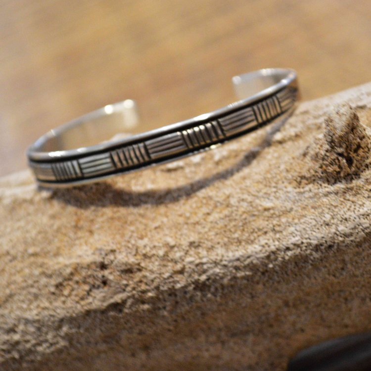 indian jewelry インディアンジュエリー / Navajo BANGLE ナヴァホバングル(BRUCE MORGAN ブルースモーガン)