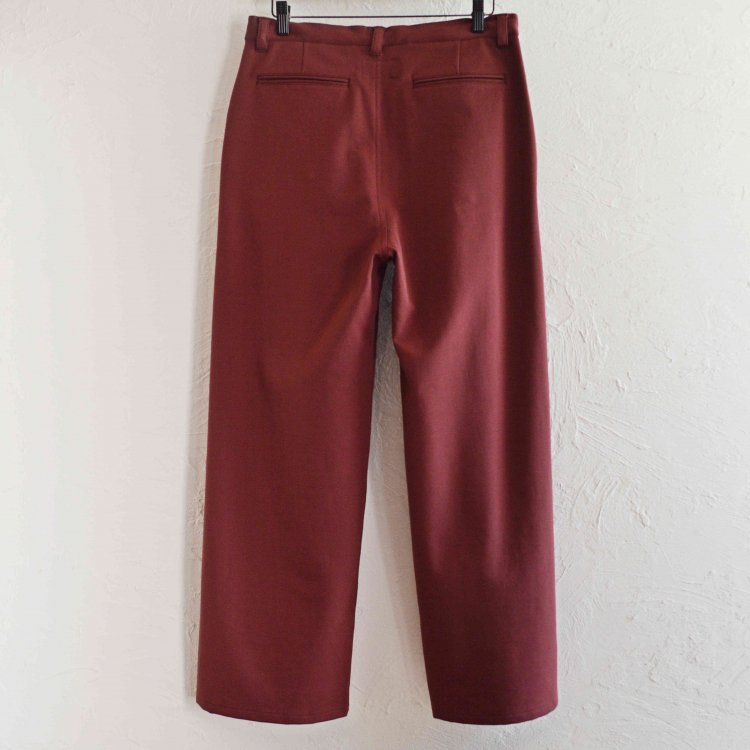 BASISBROEK バージスブルック / LEUZE ルーズ (PORT ポート)