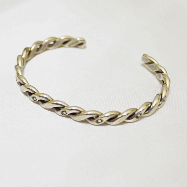 indian jewelry インディアンジュエリー / Navajo TWIST BANGLE ナヴァホツイストバングル