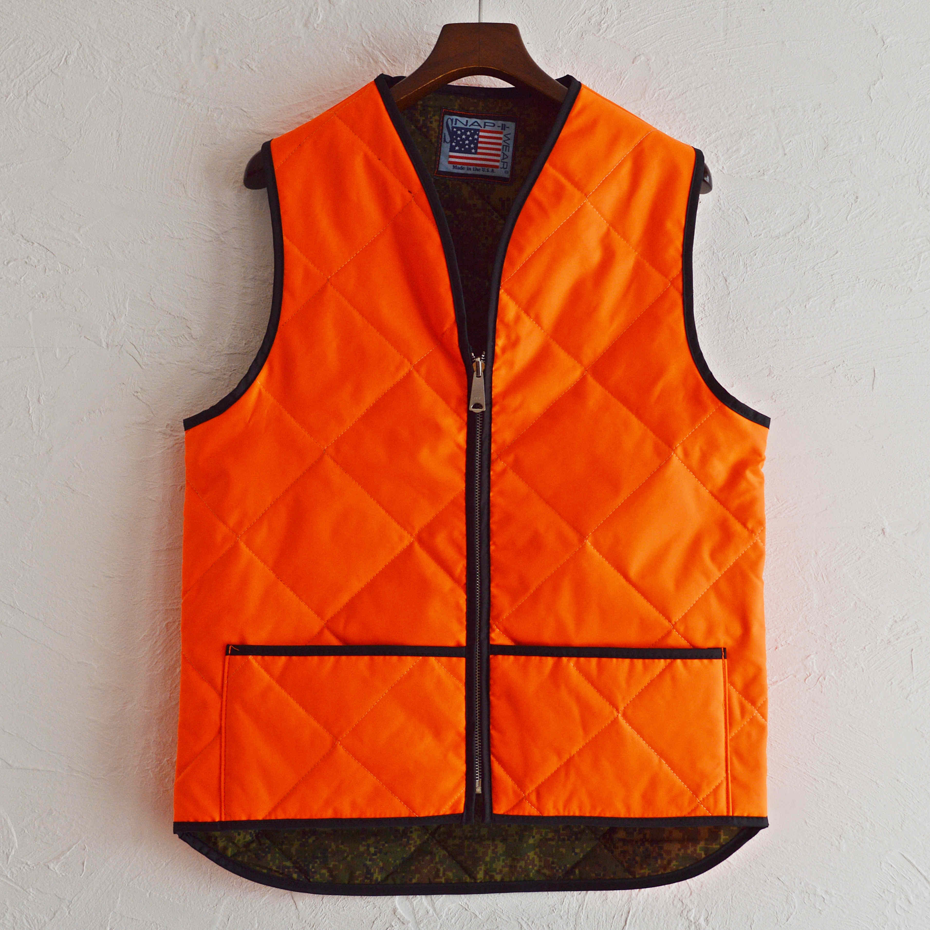 SNAP’ N’ WEAR スナップウェア / Quilted Hunting Vest ナイロンベスト (Blaze Orange Shell with Camouflage Lining)