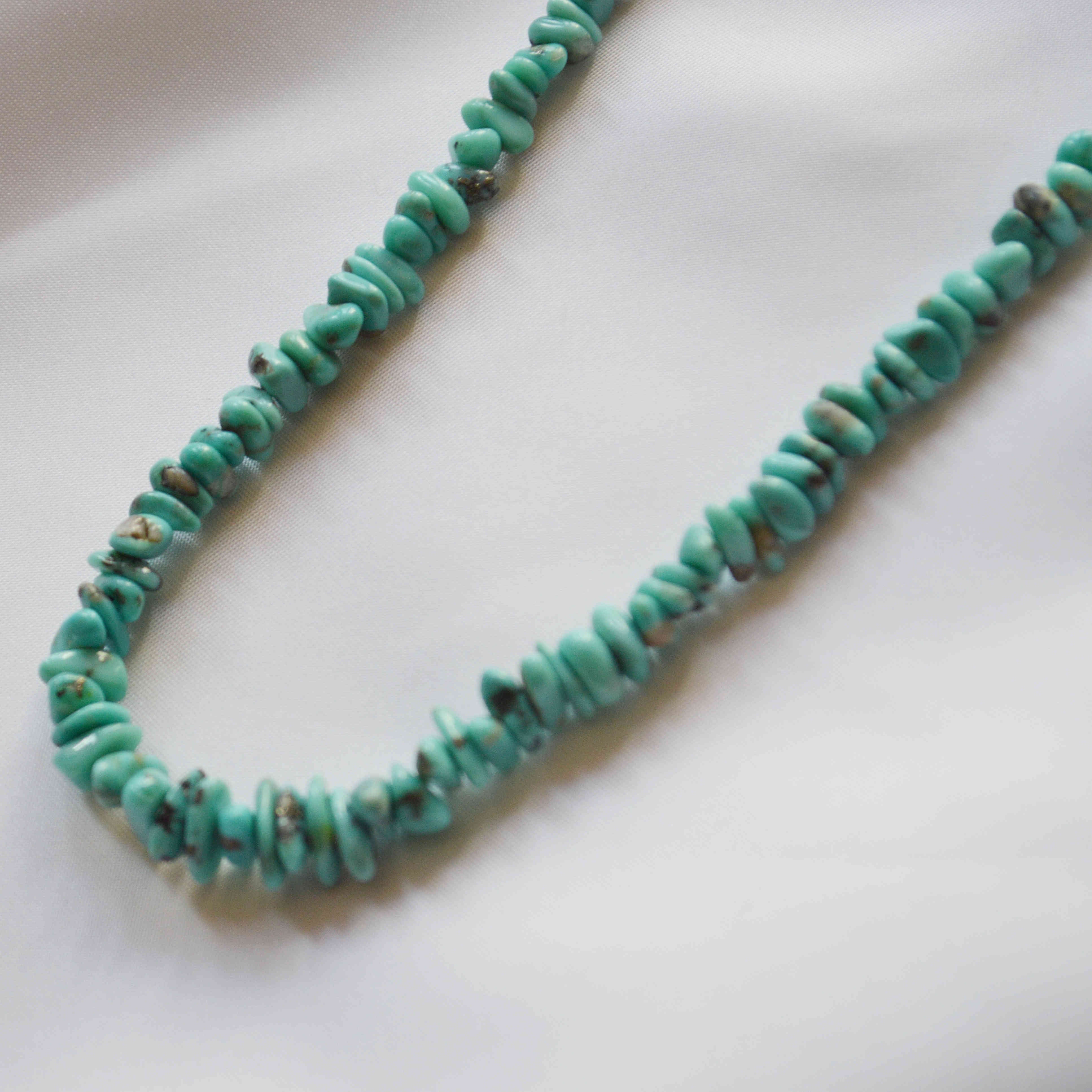 Indian jewelry インディアンジュエリー / Navajo Nugget Necklace ナヴァホナゲットネックレス (Sonoran Gold Turquoise ソロナンゴールド)