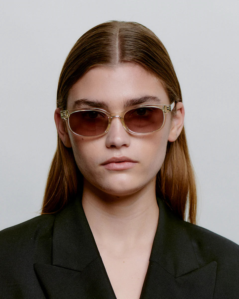 A.Kjaerbede エキアビト / CHARLIE チャーリー (Ecru Transparent エクリュトランスペアレント)