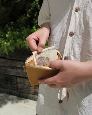 saranam サラナン / ミディアムL字サイフ (BEIGE ベージュ)