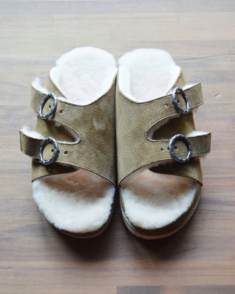 Commodities コモディティーズ / EASY WARM BELTED SLIDE イージーウォームベルテッドスライド (BROWN ブラウン)