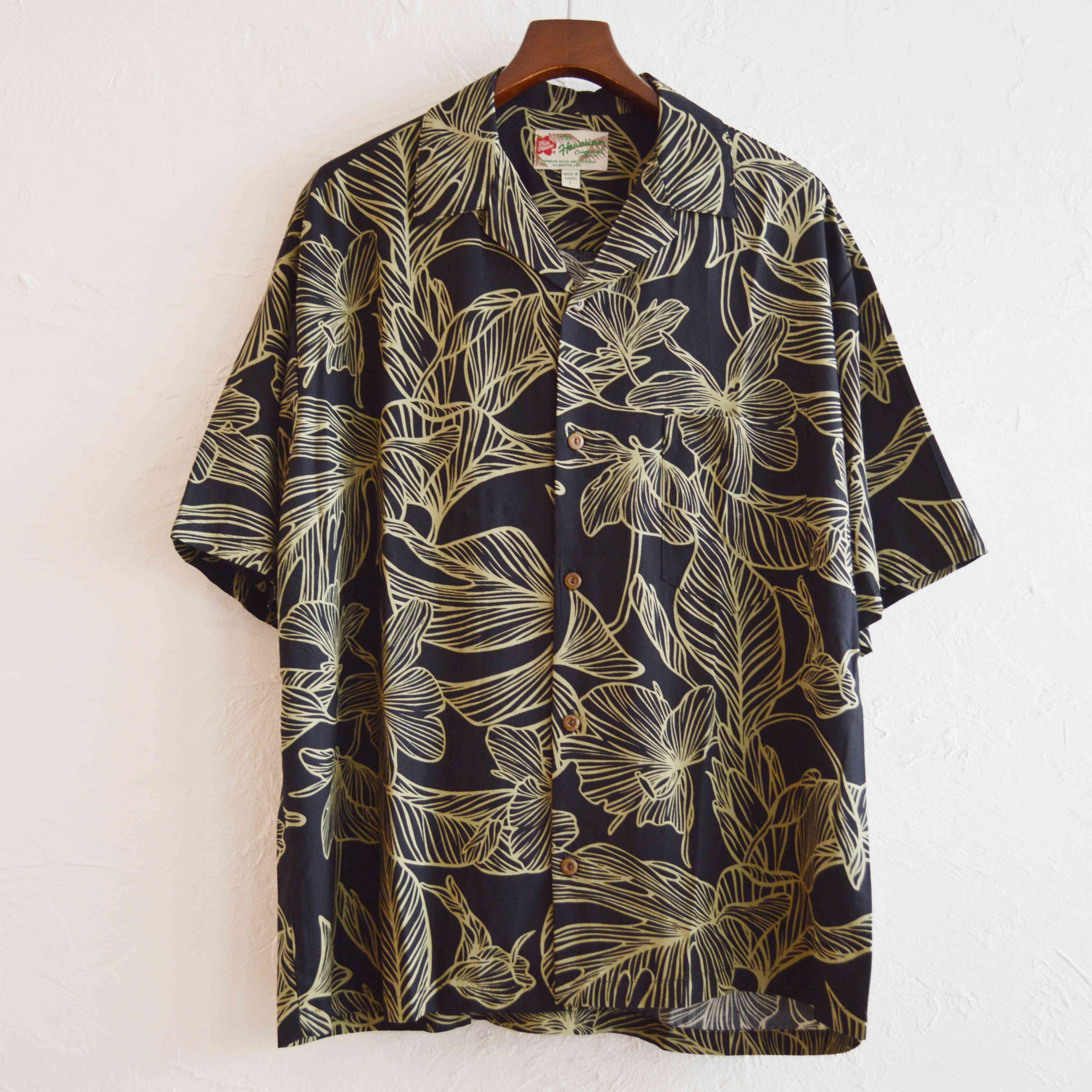 Hilo Hattie / Rayon Aloha Shirt (BLACK)