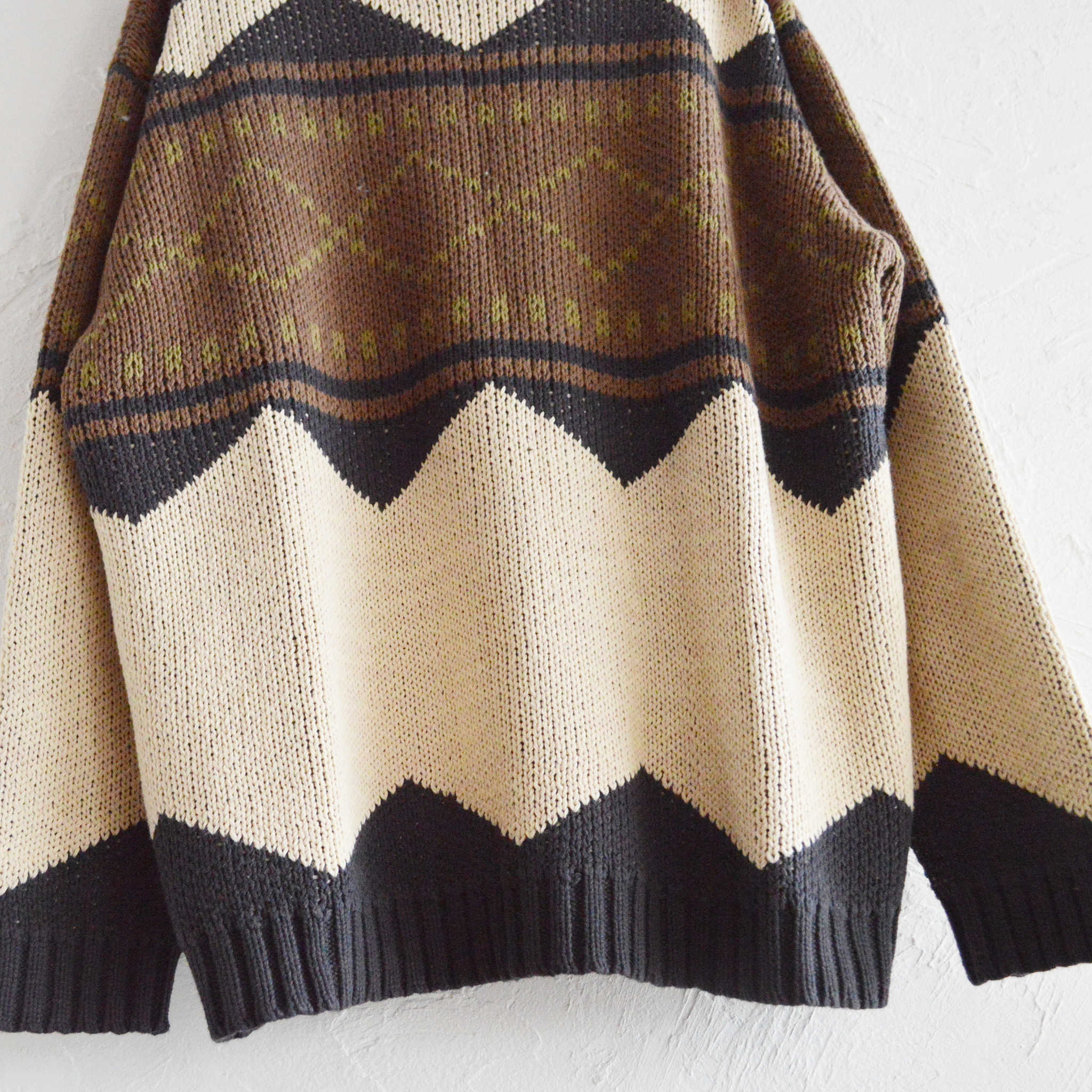 modemdesign モデムデザイン / LOWGAGE RETORO GEOMETRIC PATTERN ROLL NECK KNIT ローゲージロールネックニット (IVORY アイボリー)